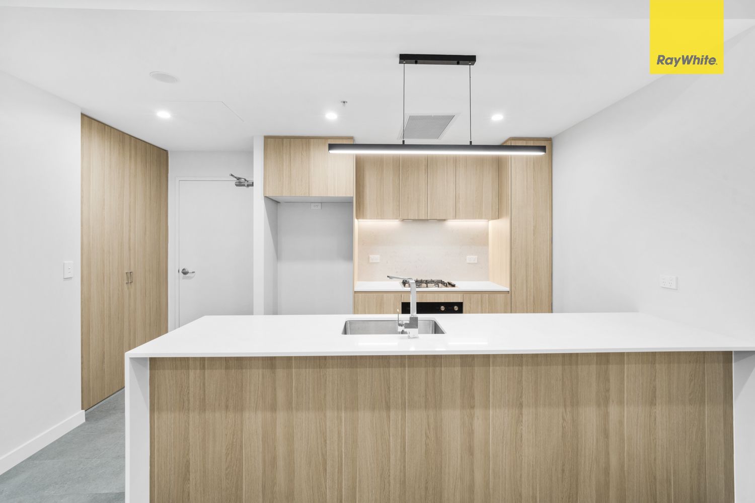 D107/94 Lakeside Parade, JORDAN SPRINGS, NSW 2747