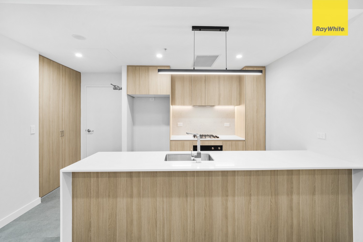 D107/94 Lakeside Parade, JORDAN SPRINGS, NSW 2747