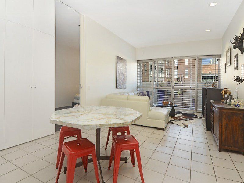 110/38 Skyring Terrace, Teneriffe, QLD 4005