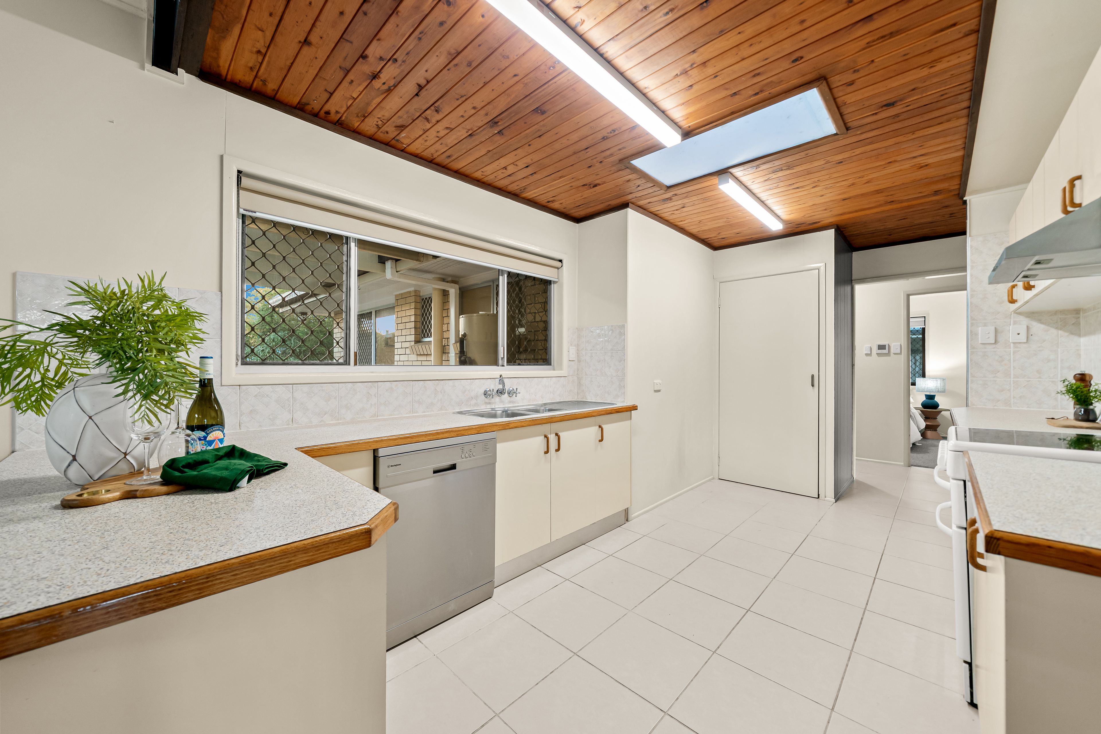 3 Justora Street — photo 11 of 30