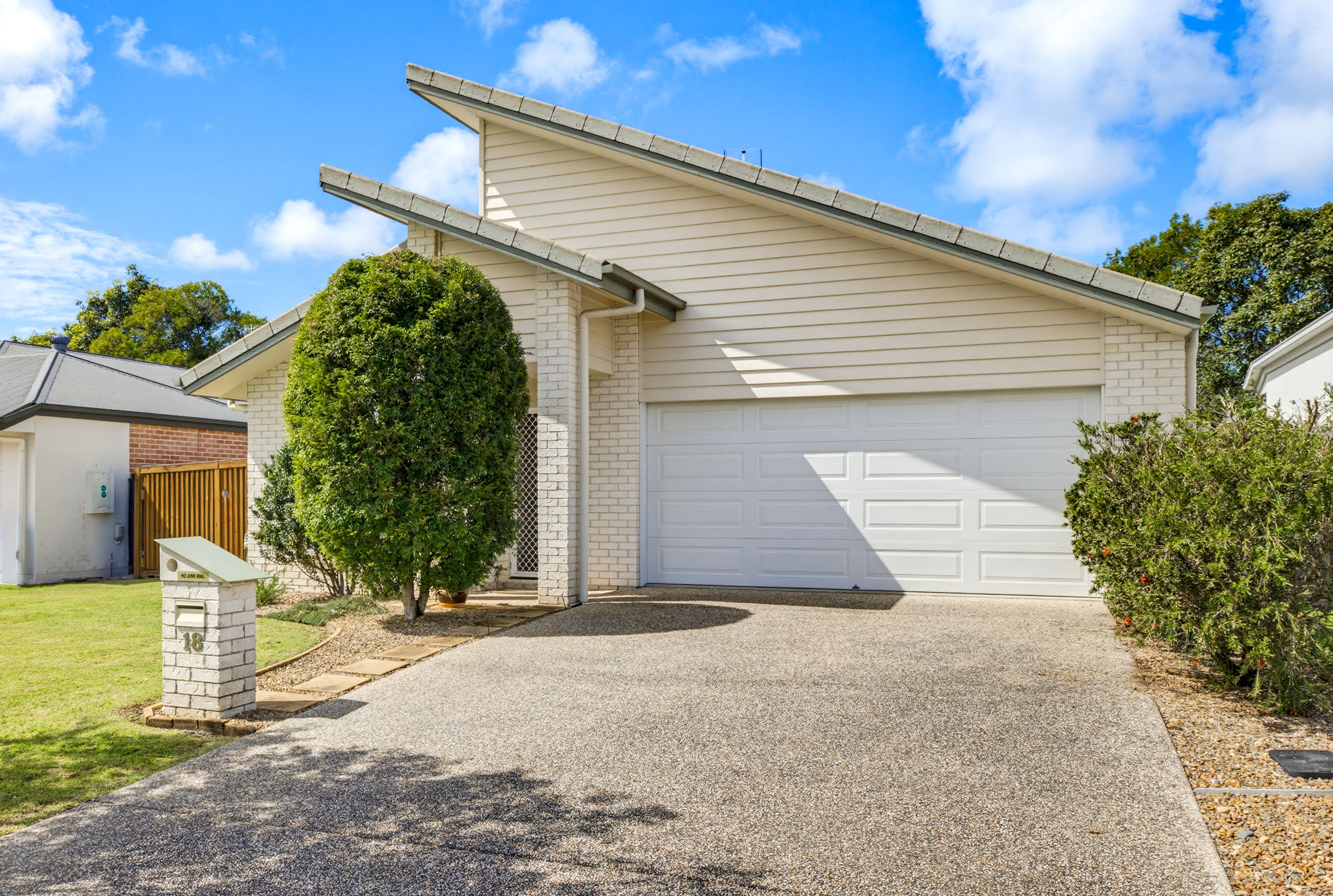 18 Dauntless Avenue, Bli Bli, QLD 4560