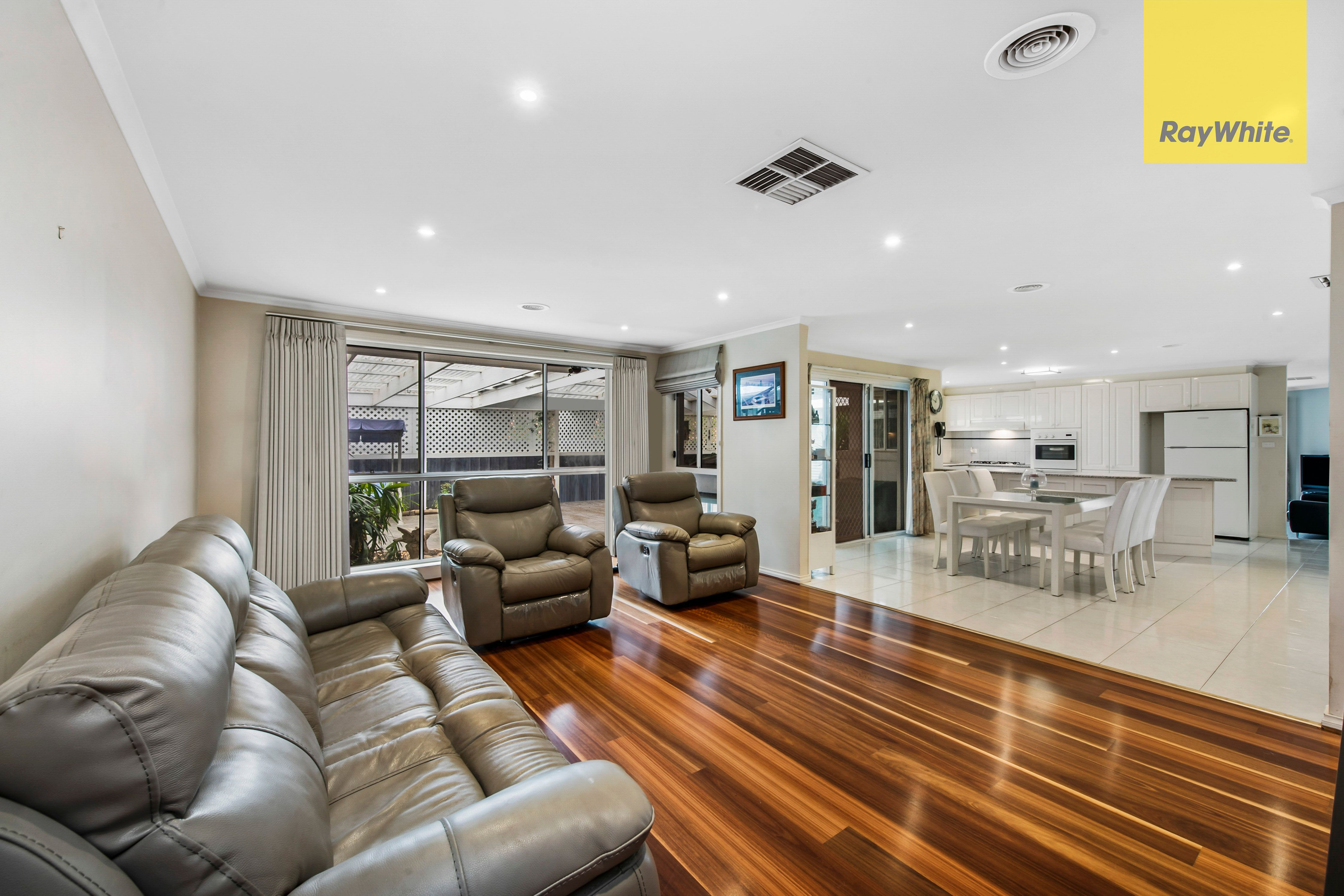 3 Clifton Court, Taylors Lakes, VIC 3038