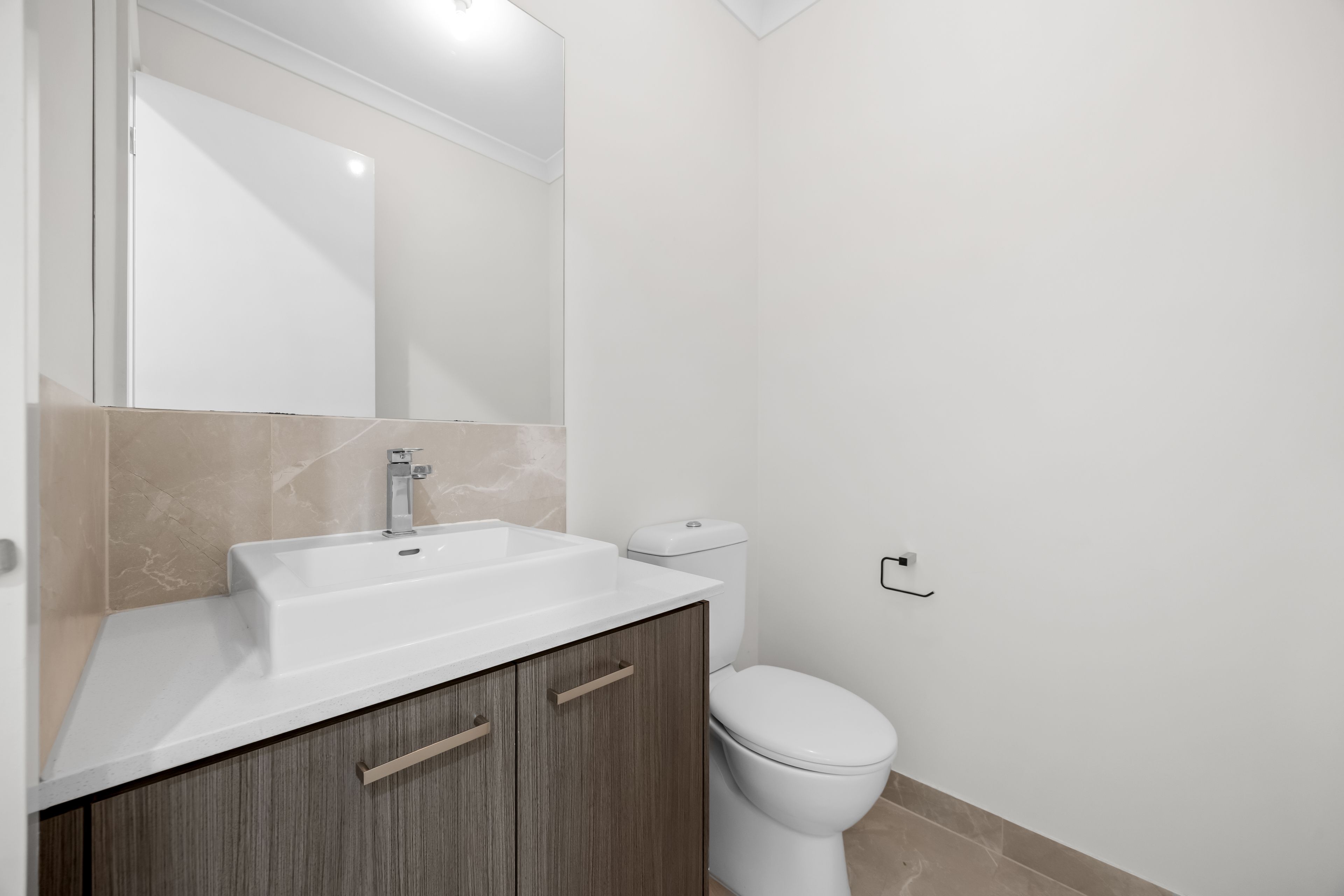7 Grassy Street — photo 15 of 24