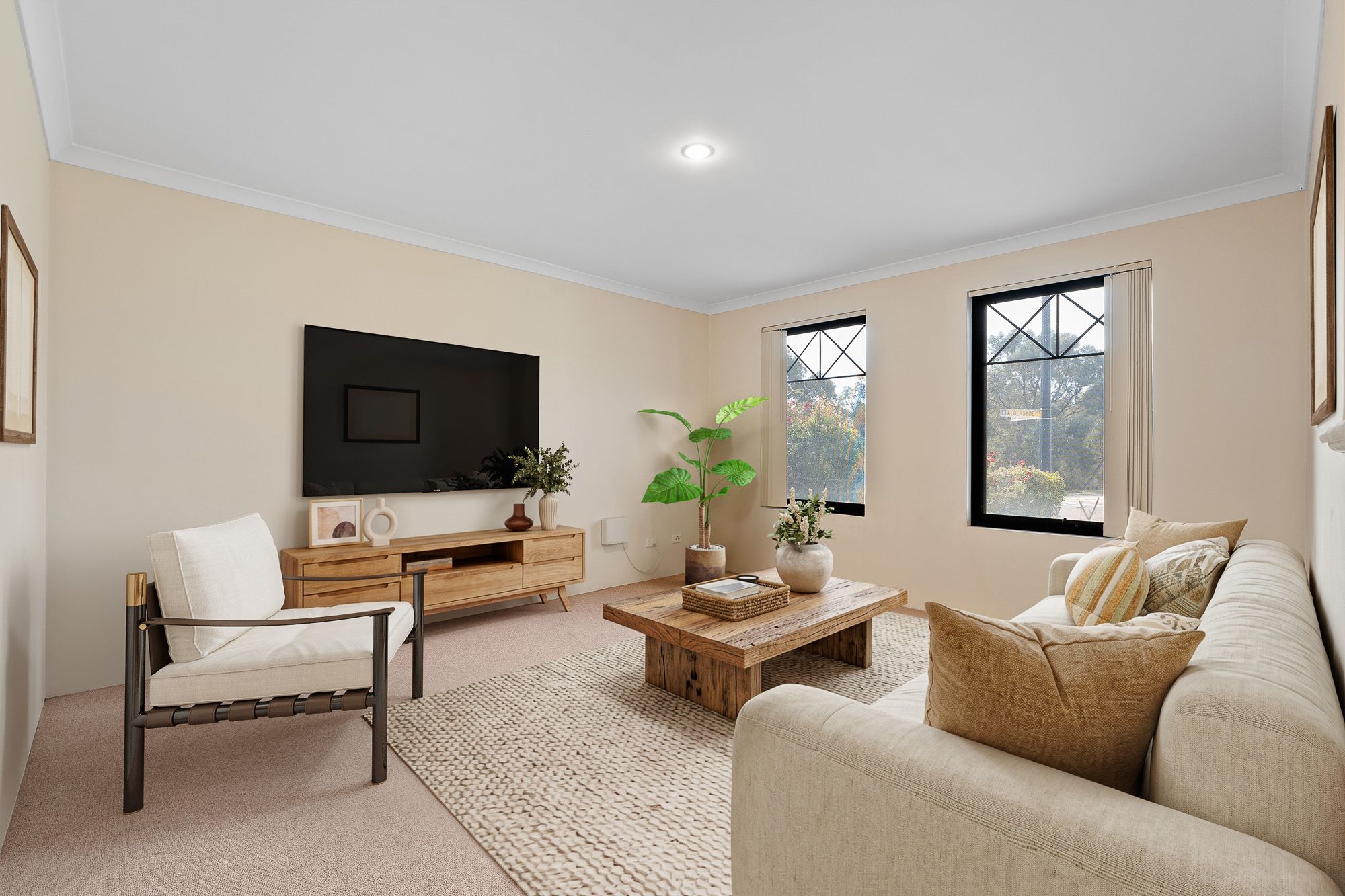 49 Tamworth Boulevard — photo 5 of 28