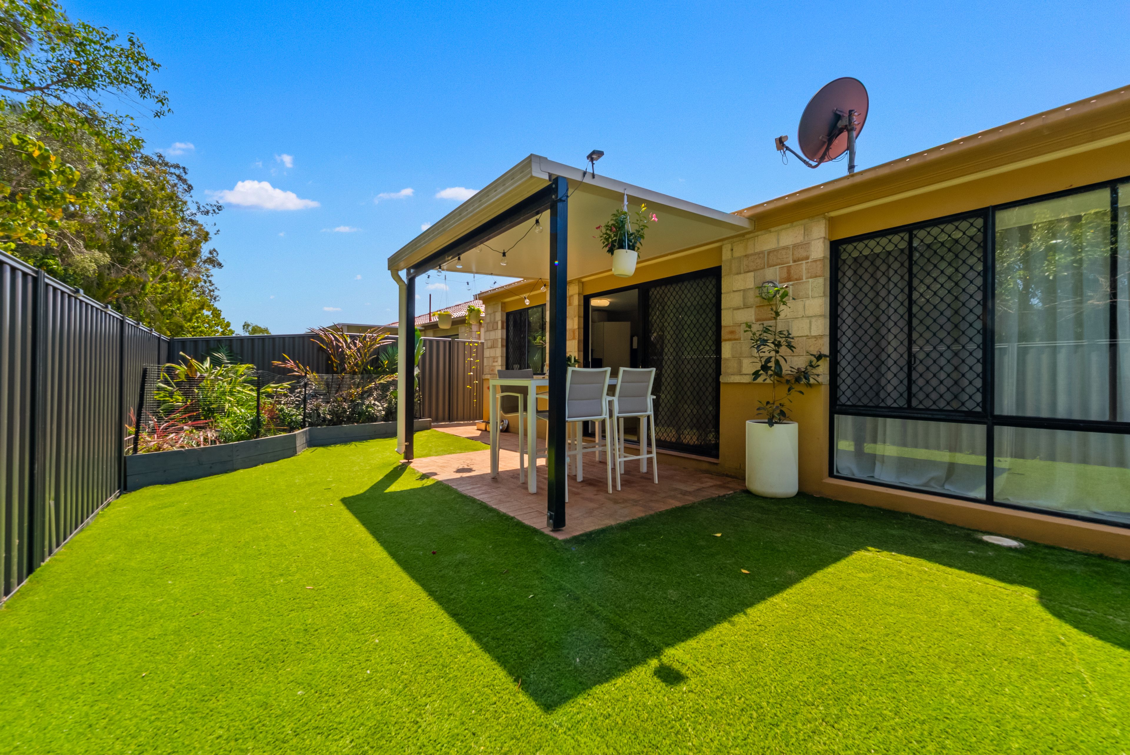 38/24 Amsonia Court — photo 12 of 18