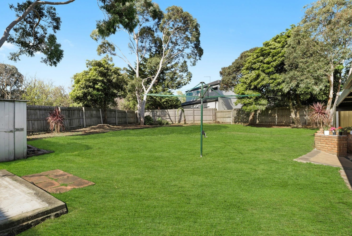 3 Lauder Place — photo 12 of 12