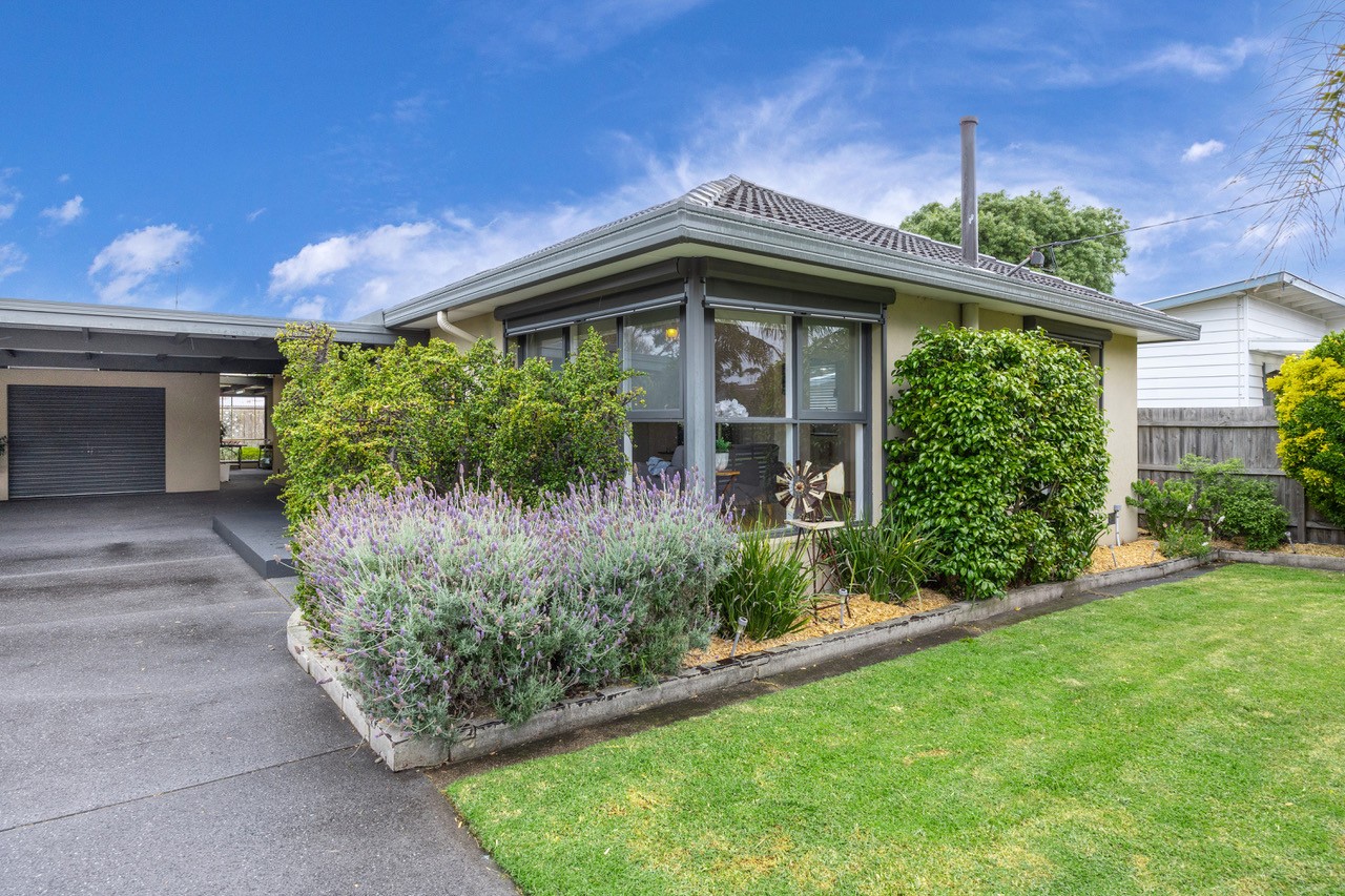 10 Ella Crescent, Capel Sound, VIC 3940