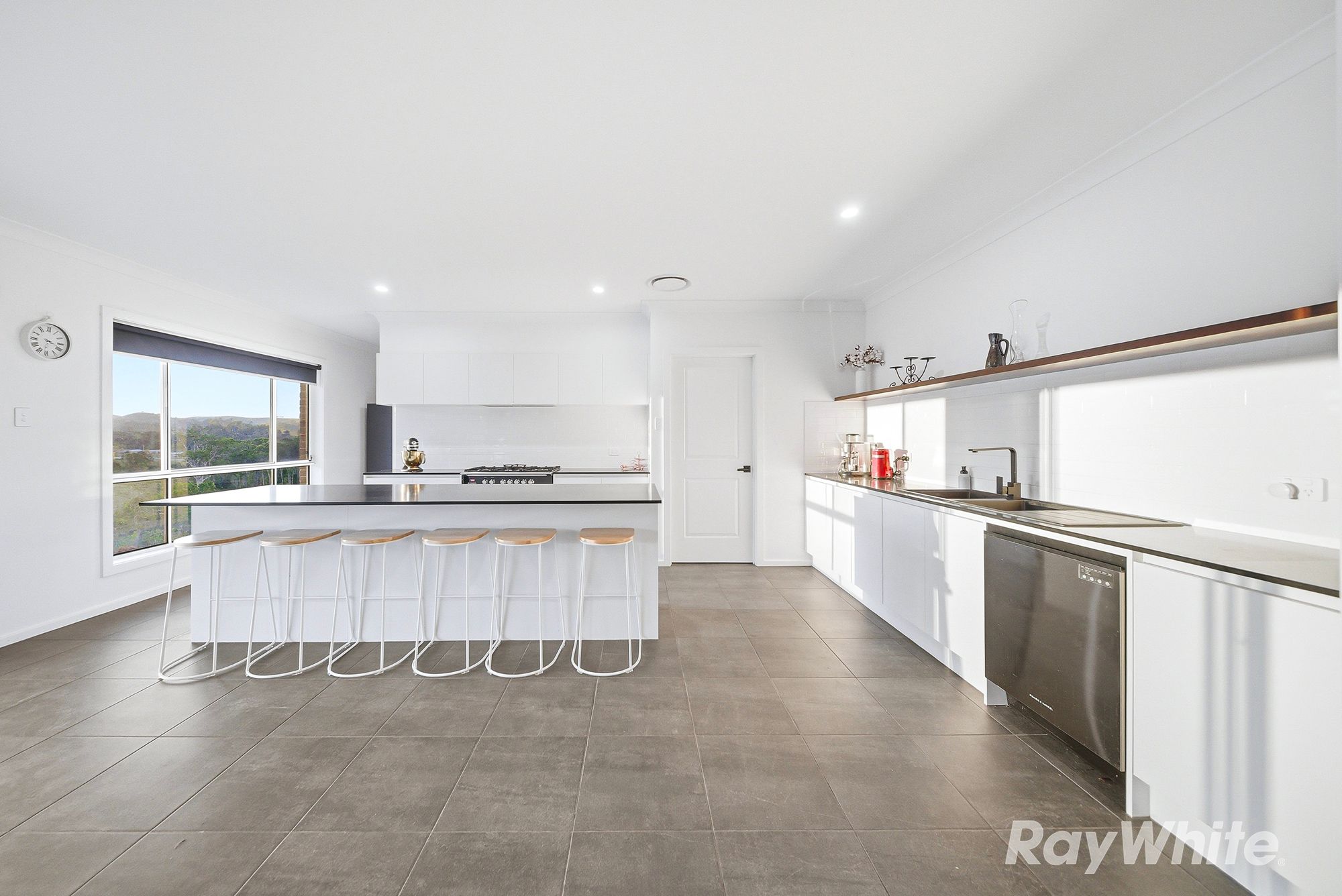 100 Mackay Street — photo 5 of 15