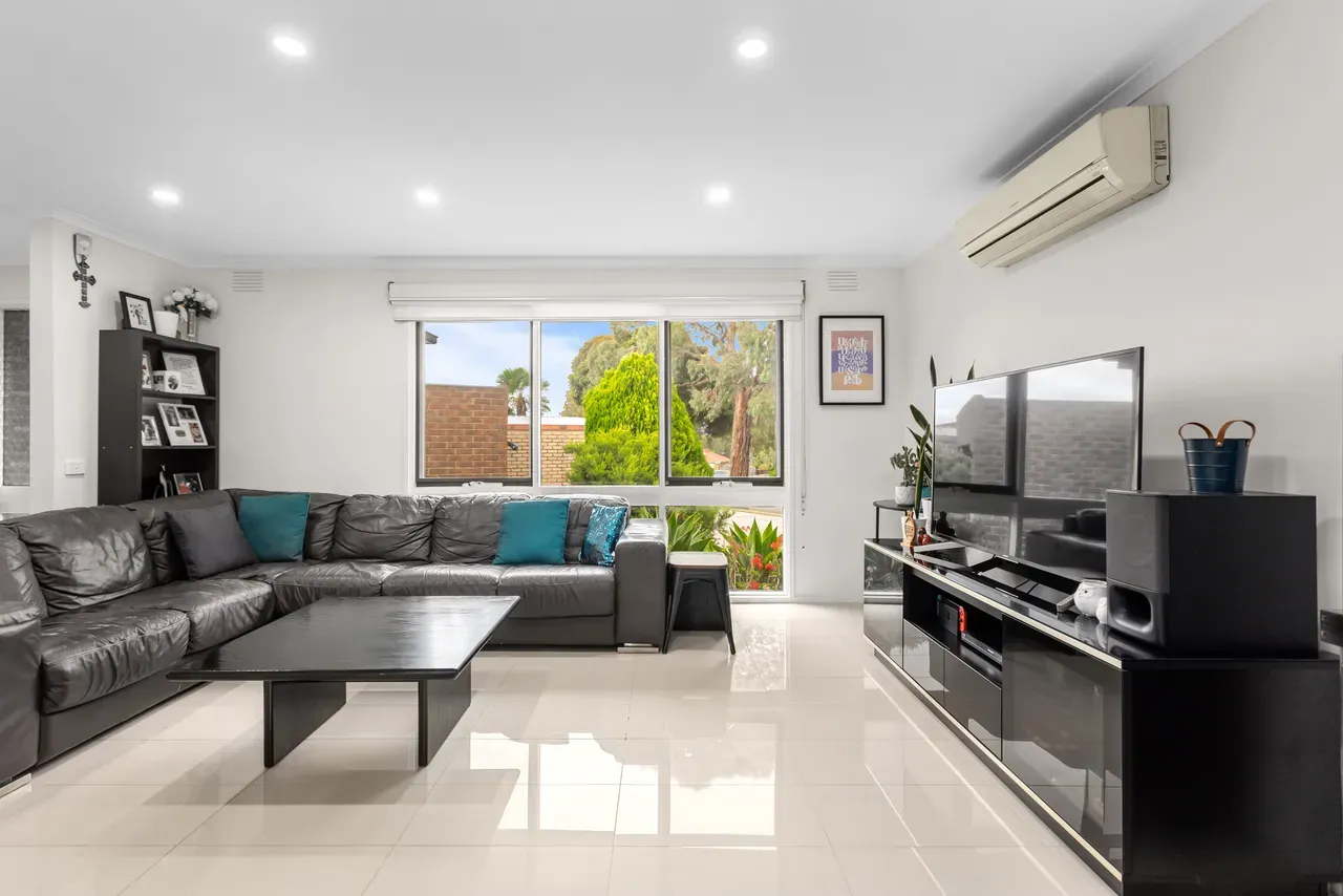 41 Bexsarm Crescent, Rowville, VIC 3178