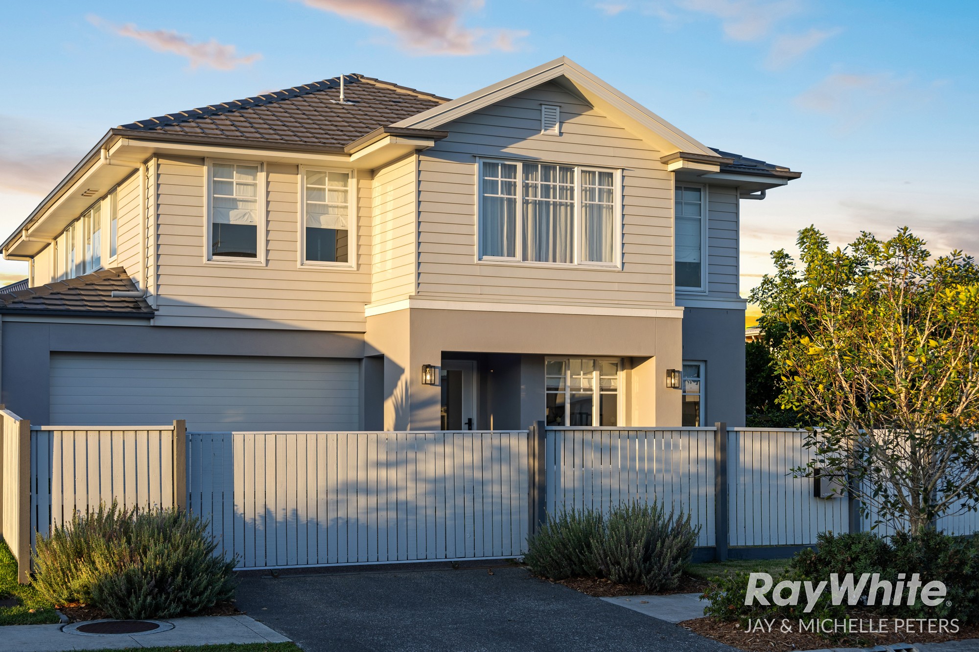 46 Lighthouse Esplanade, Newport, QLD 4020