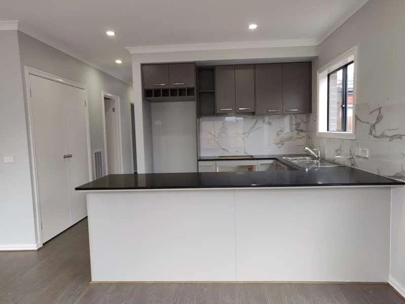 27 Swainson Close, Tarneit, VIC 3029