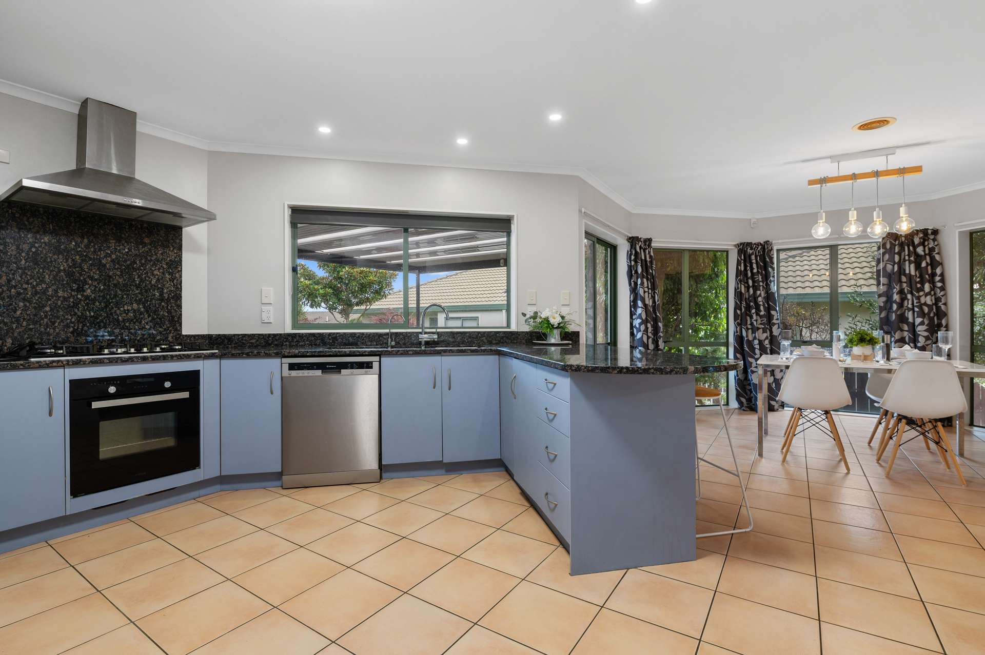 59 Basley Road photo 3