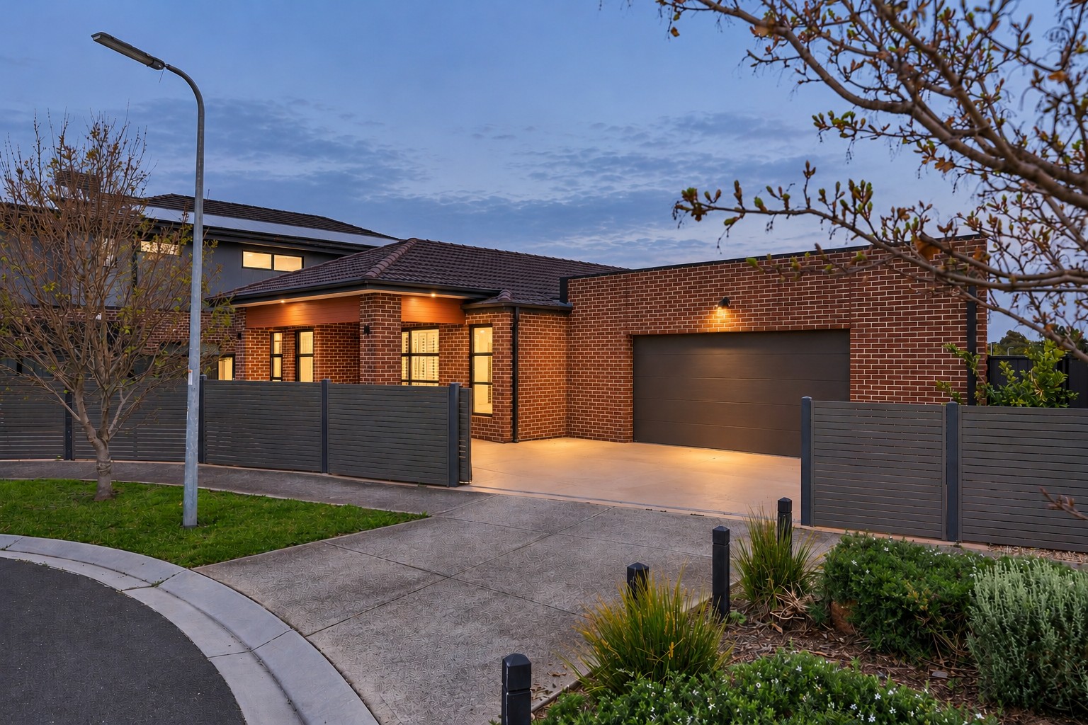 27 Parish Court, Meadow Heights, VIC 3048