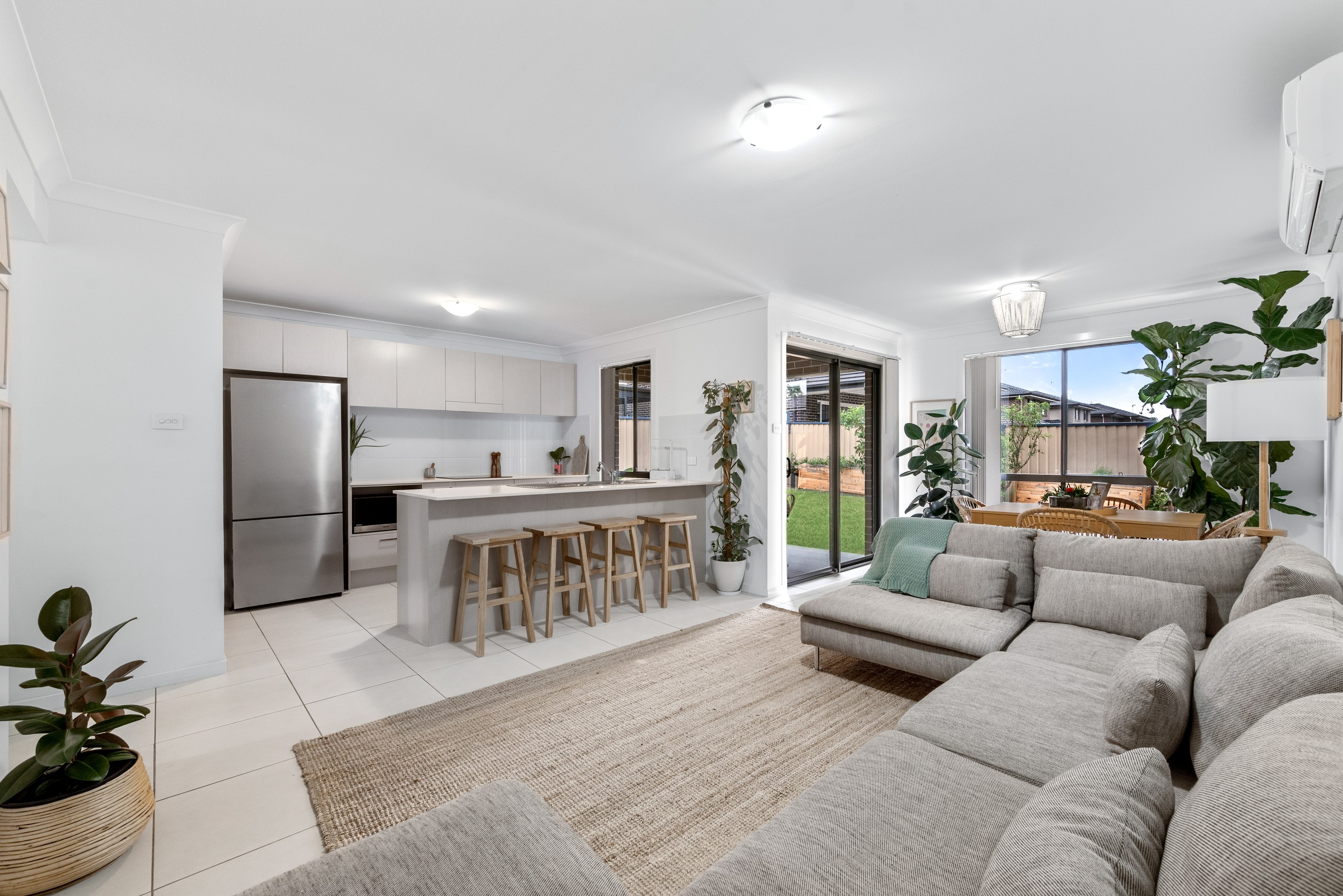 6 Barbarrosa Road, Edmondson Park, NSW 2174