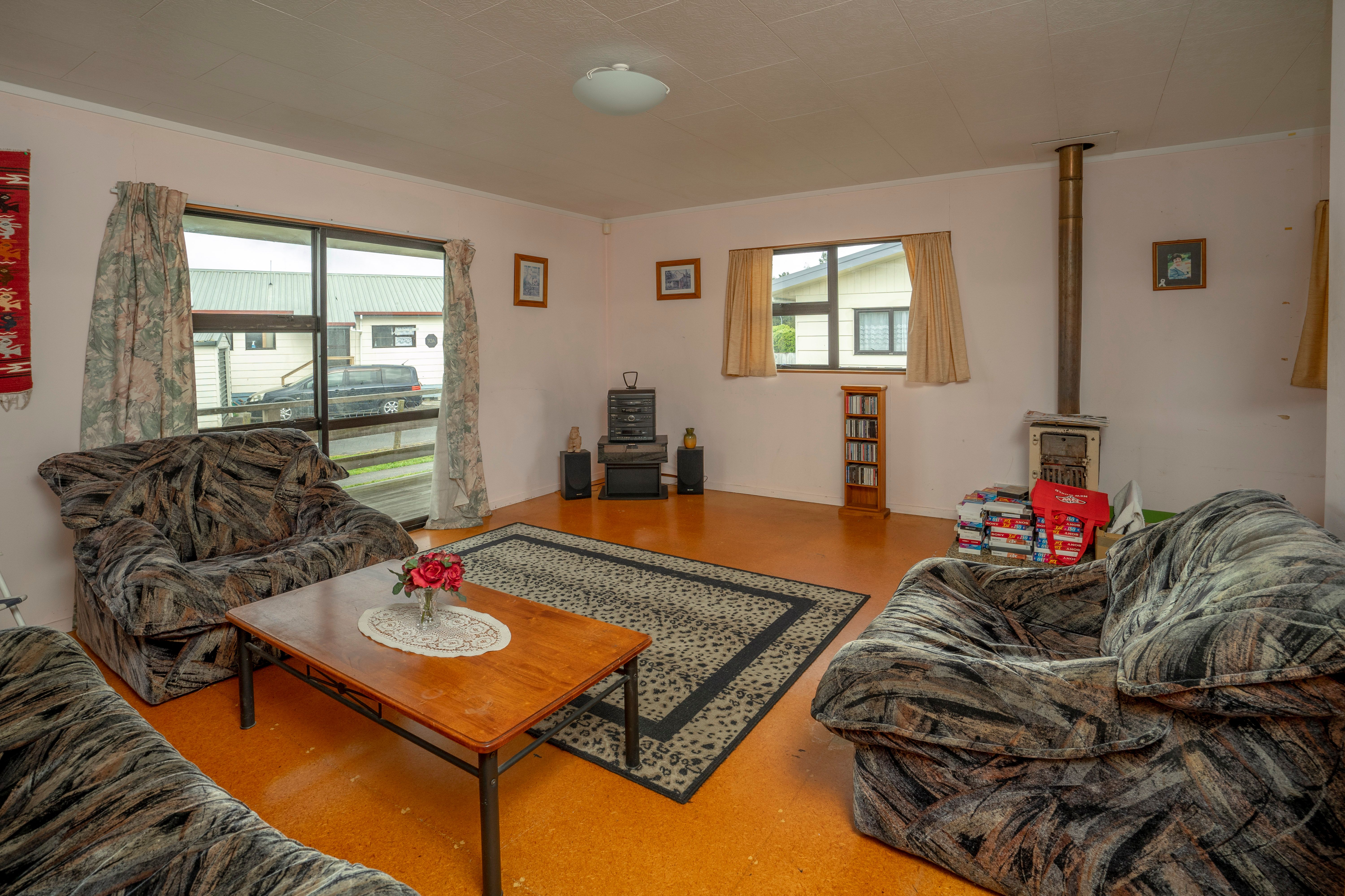 69b Kahikatea Drive, Melville, Hamilton City