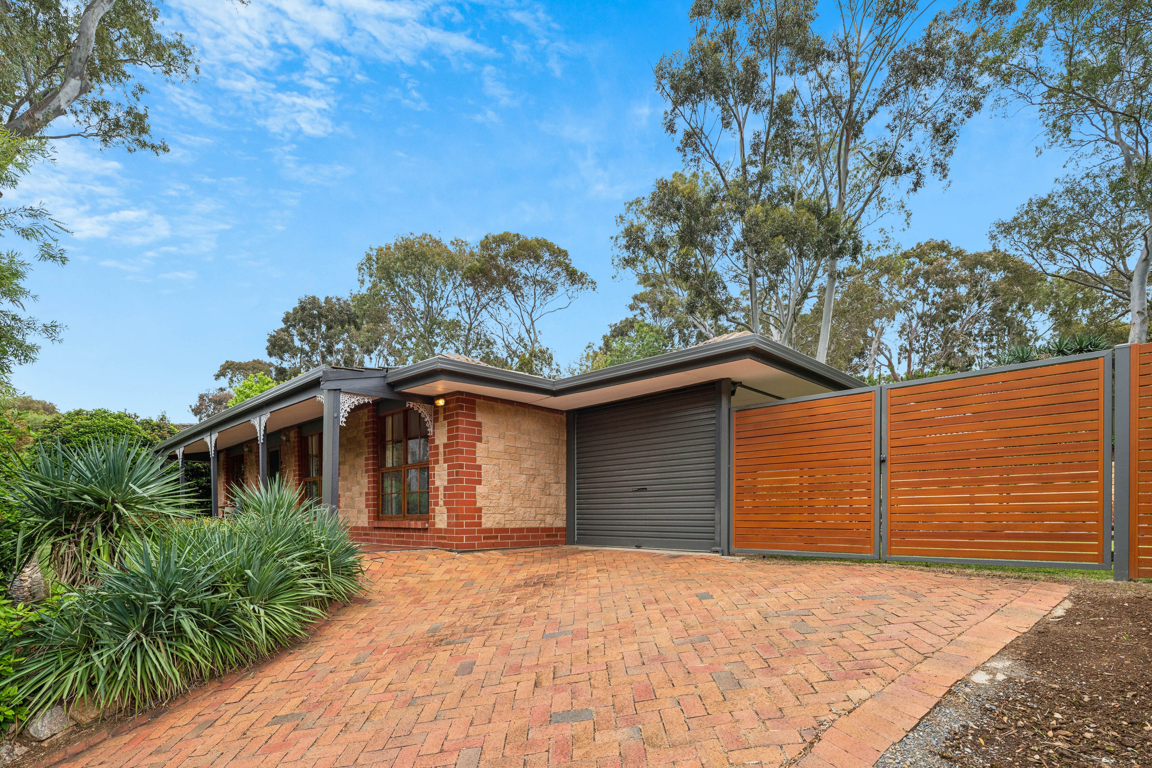 16 Mckenzie Street, Coromandel Valley, SA 5051