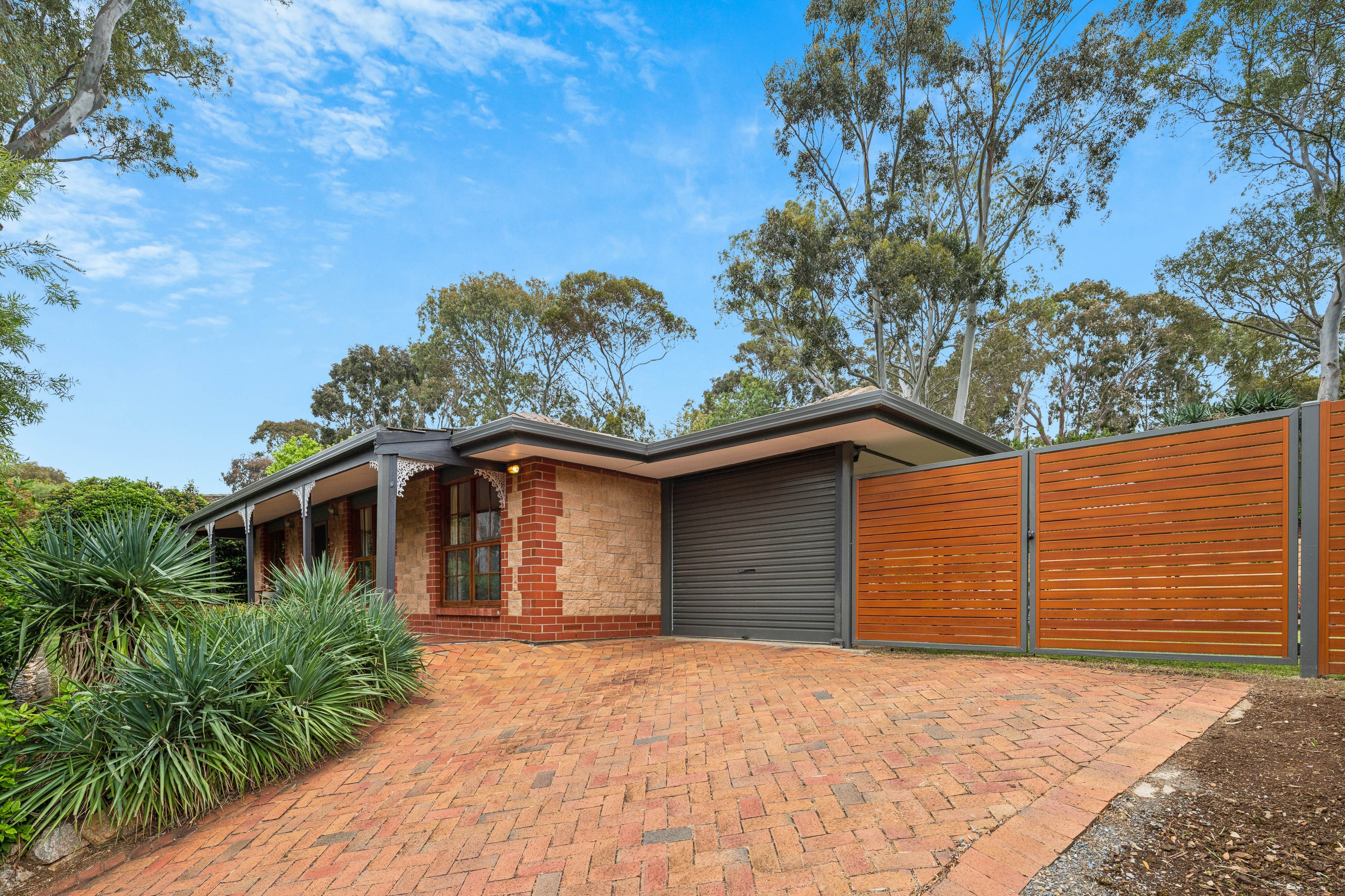 16 Mckenzie Street, Coromandel Valley, SA 5051