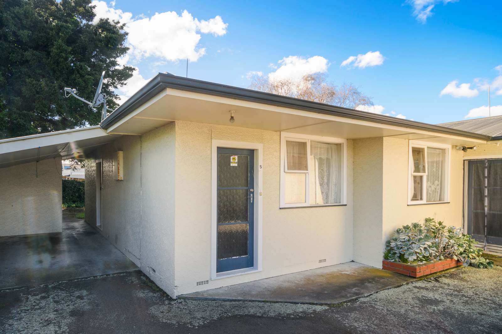 43 Albert Street, Palmerston North Central, Mnwtu Real Estate Ray