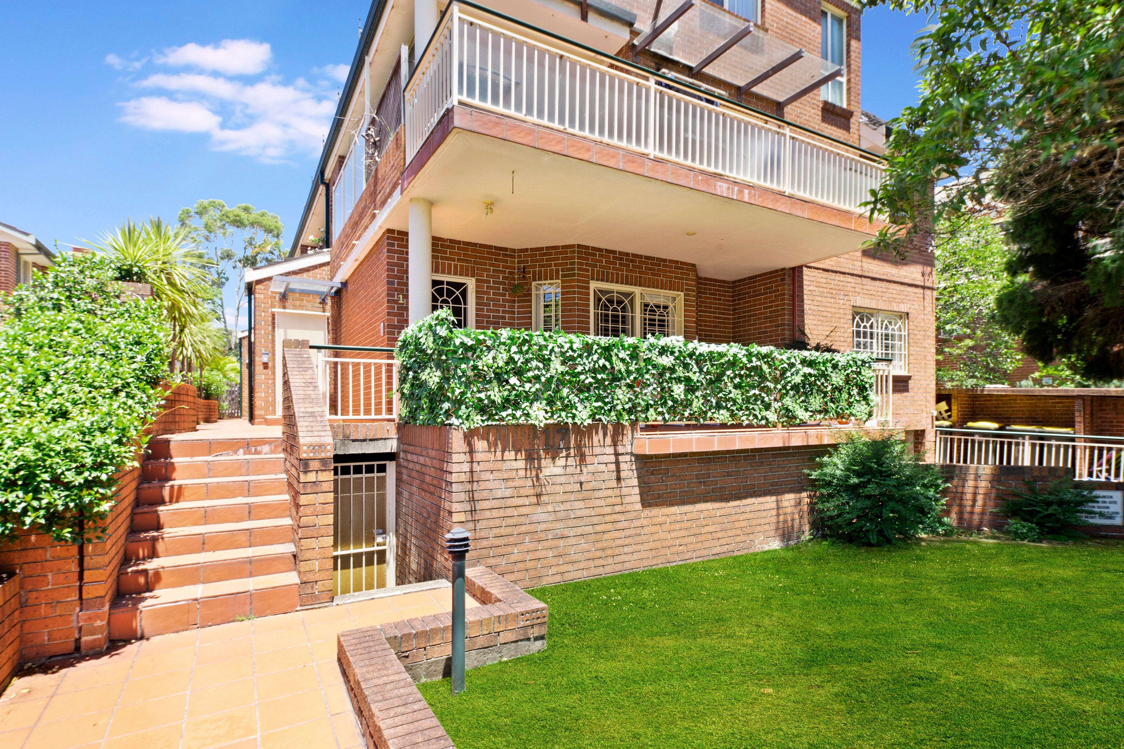 17 Coleridge Street, Riverwood NSW 2210