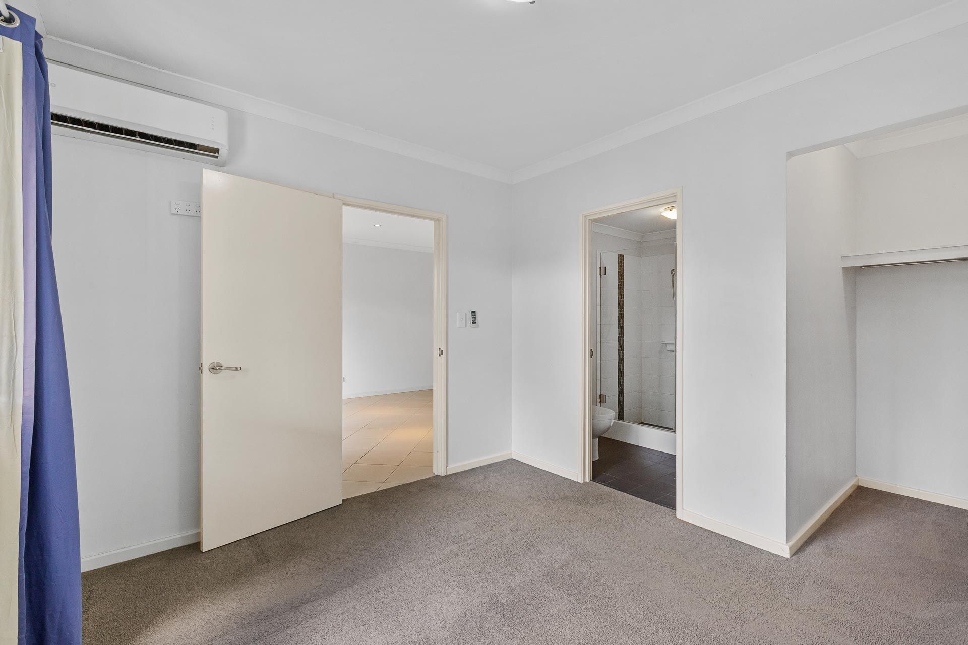 4/126 Tibradden Circle — photo 11 of 26