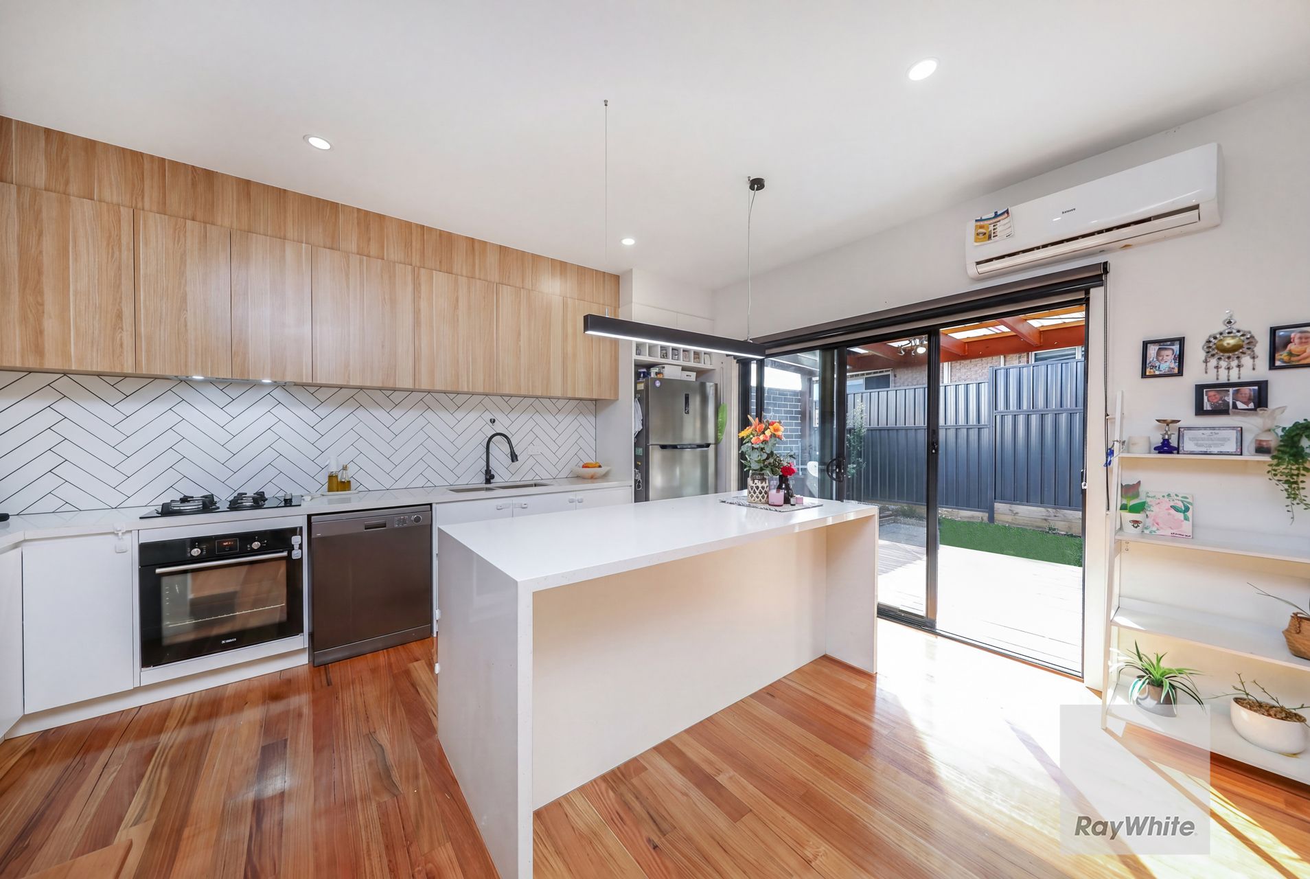 1/23 Eyre Street — photo 6 of 12