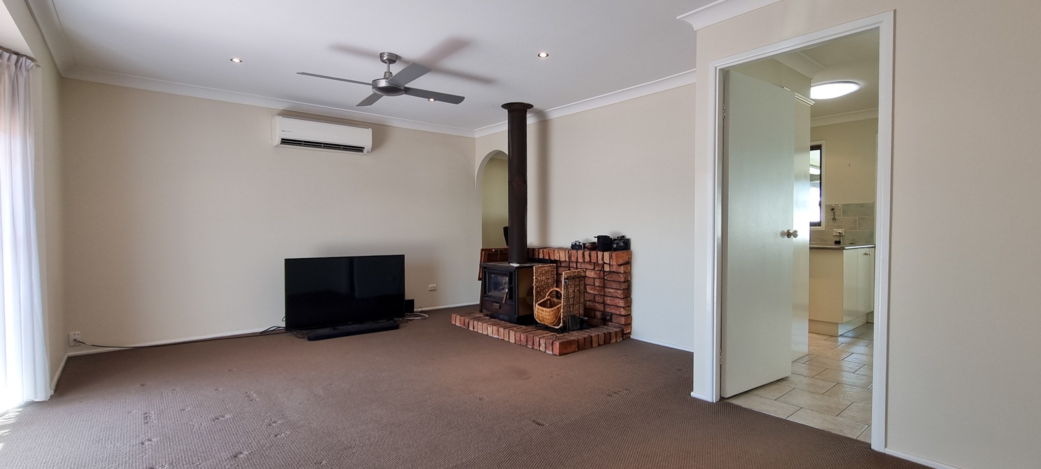 41 Windrush Circuit, St Clair, NSW 2759