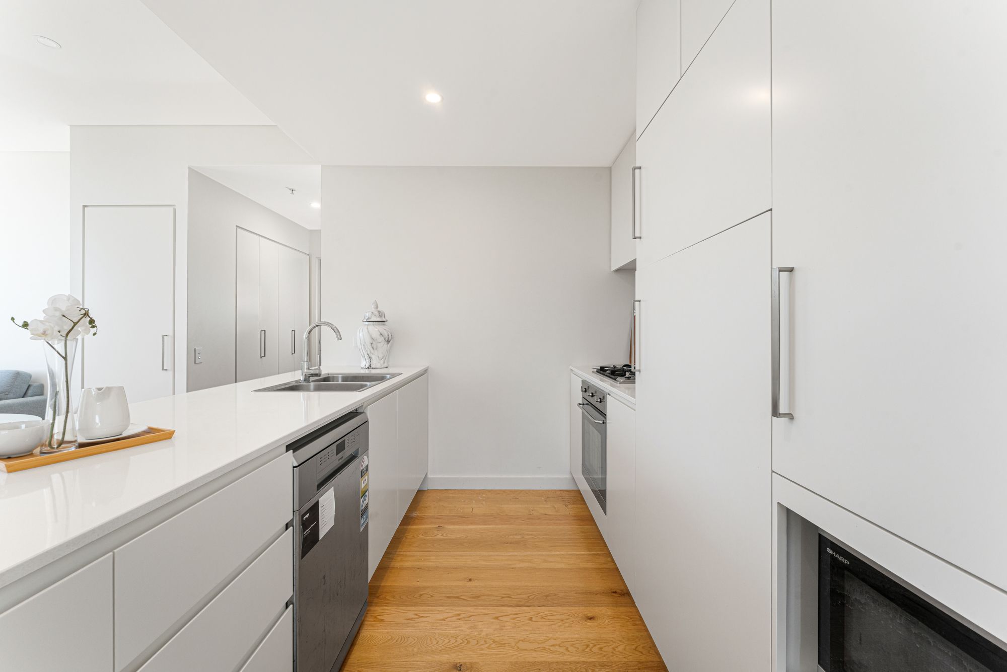 803/7 Mooltan Avenue — photo 8 of 11