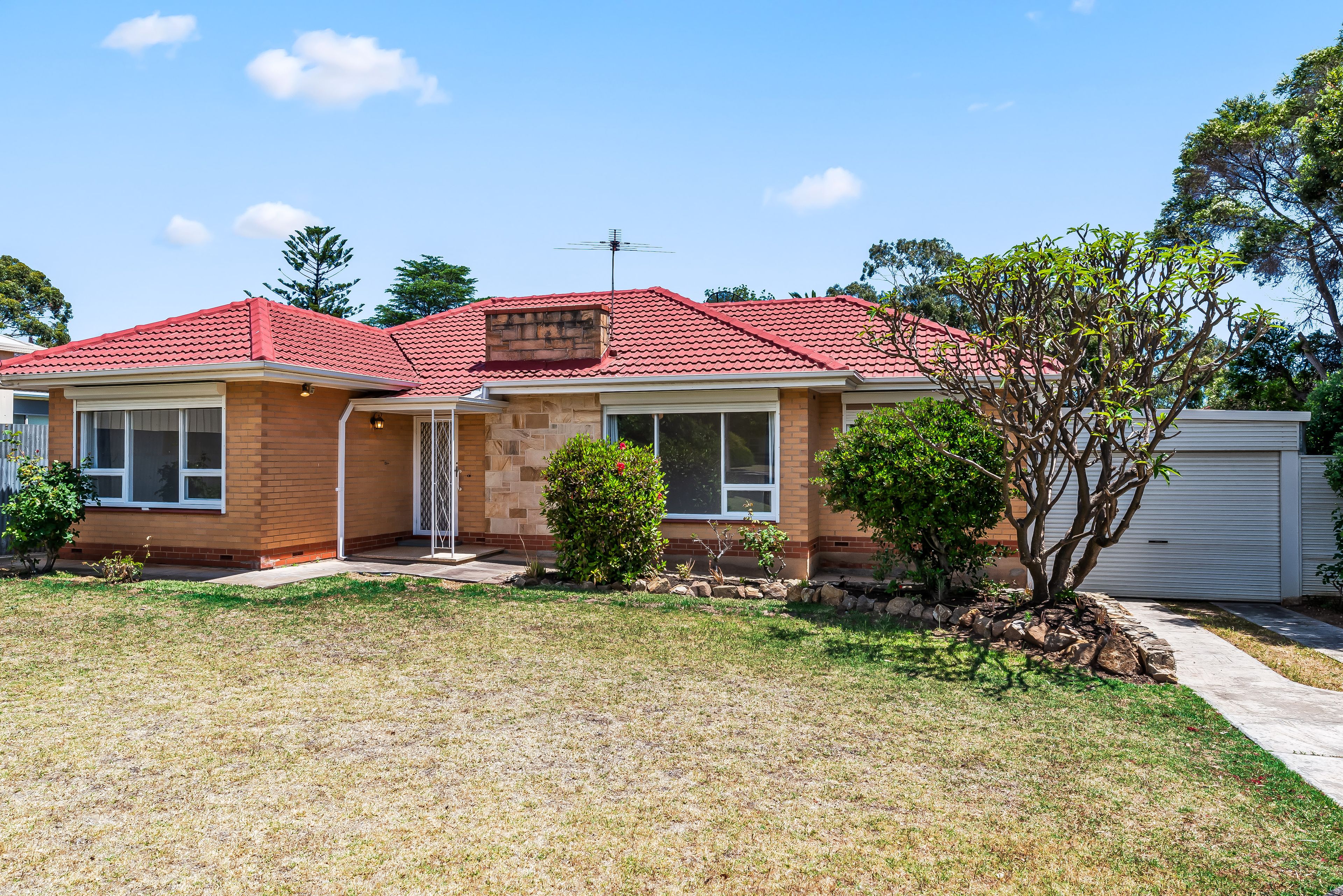 92 Cashel Street — photo 13 of 13