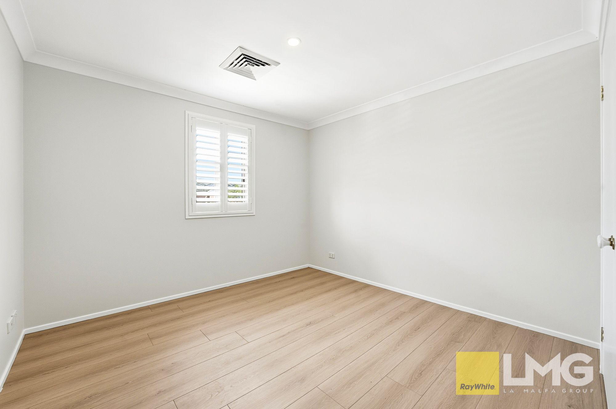 51 Woodburn Road — photo 12 of 30