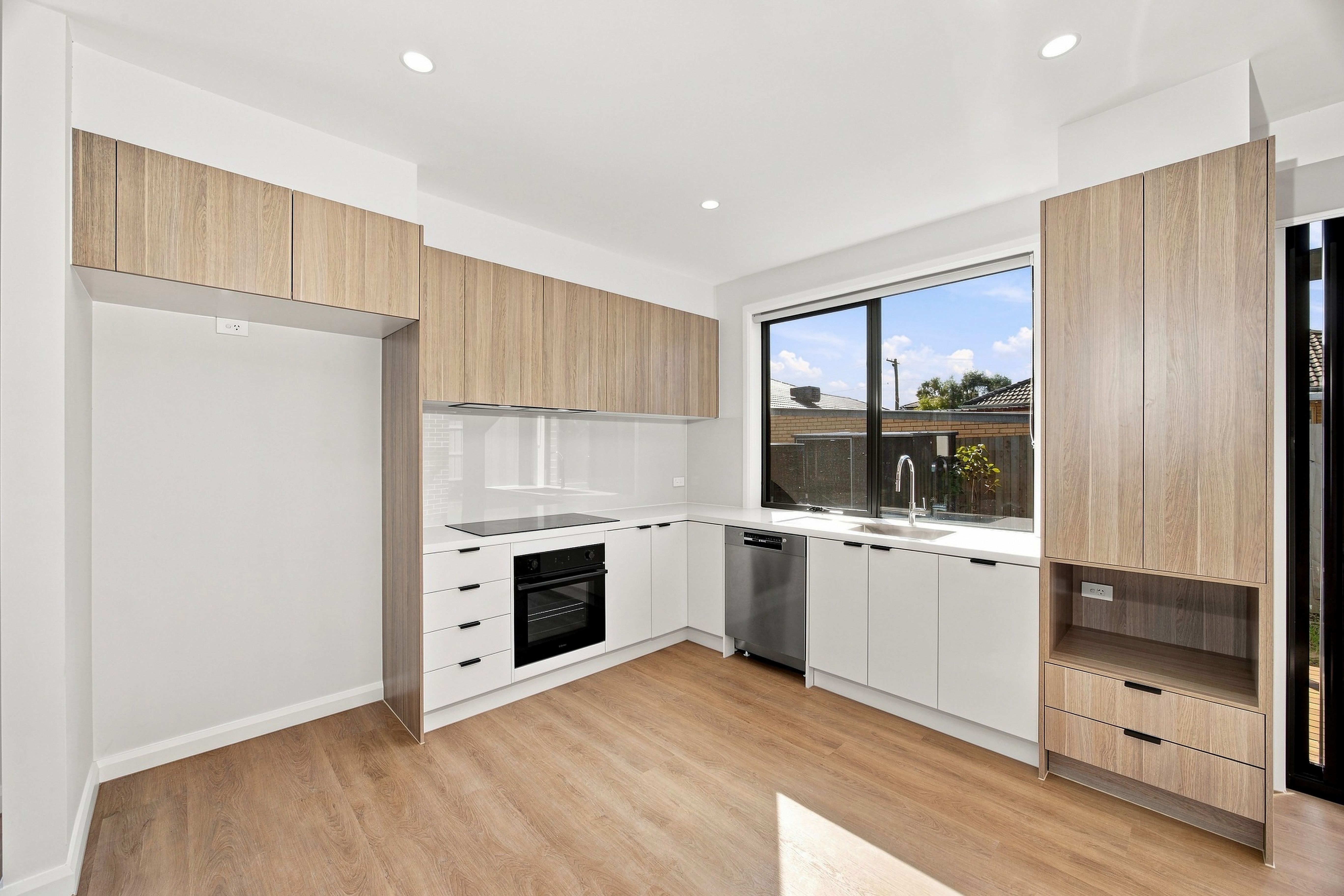5/931 Heatherton Road — photo 4 of 7