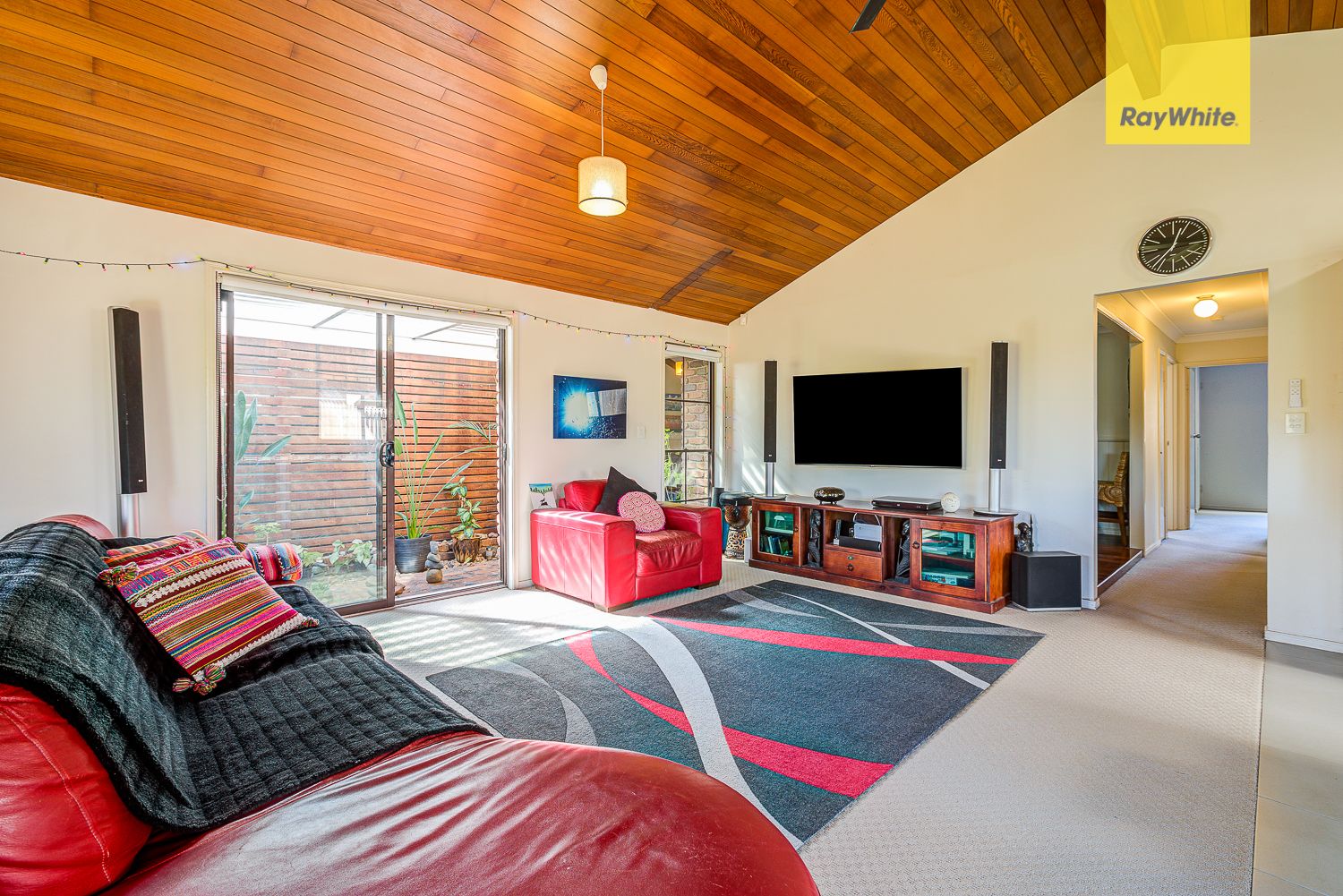18 Brentwood Drive, Daisy Hill, QLD 4127