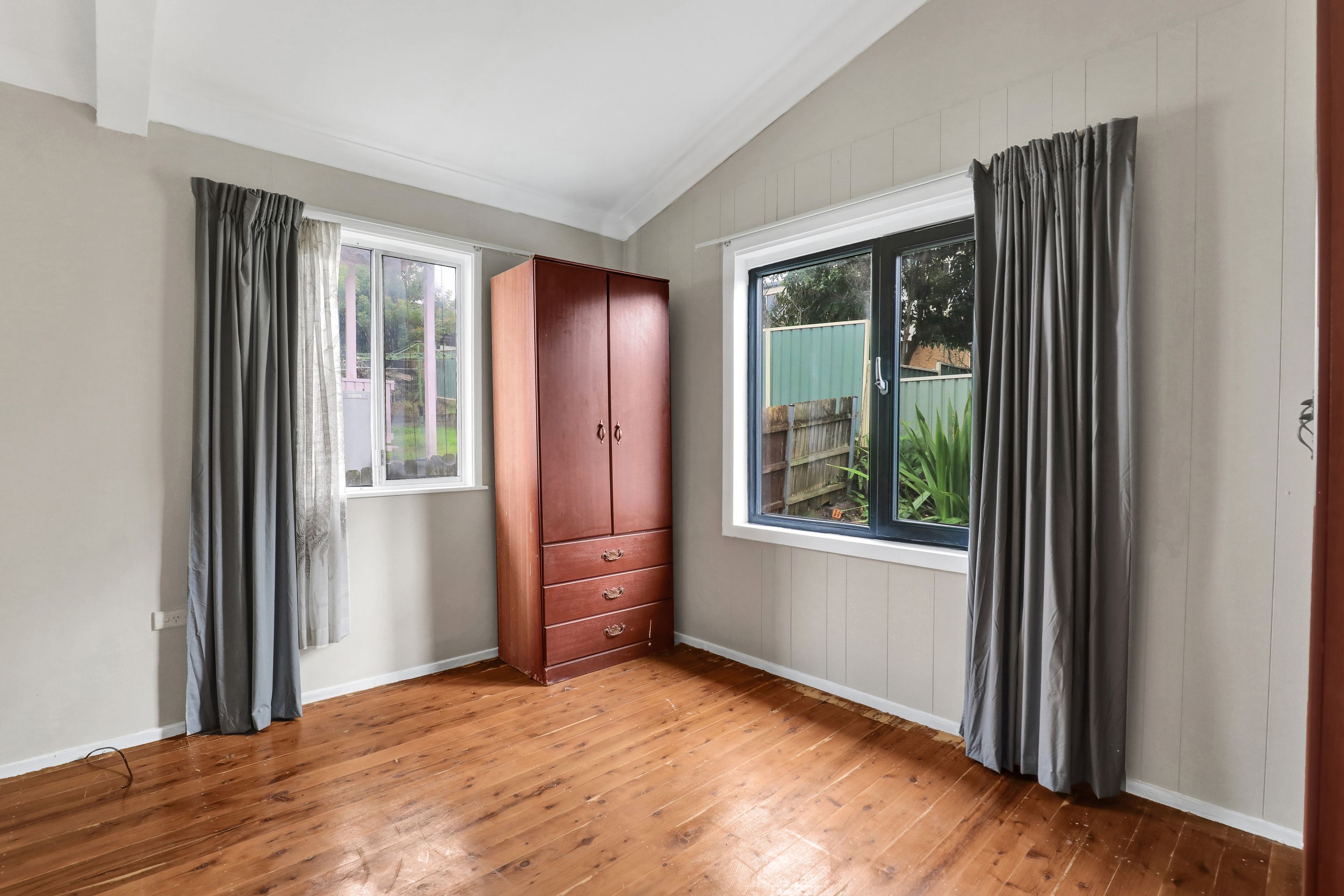 23 Boyd Avenue — photo 8 of 13