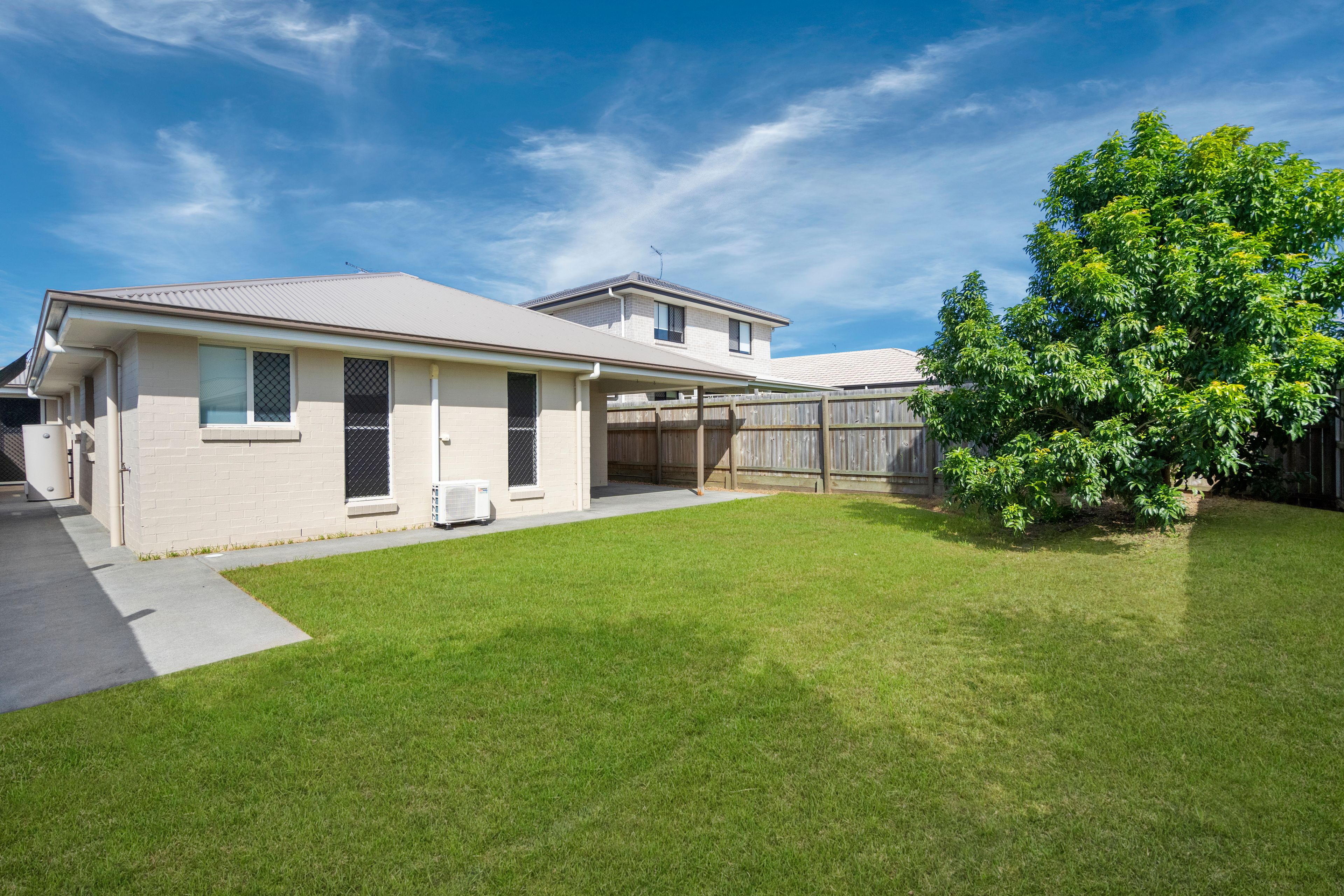 19 Mount Glorious Street, Park Ridge, QLD 4125