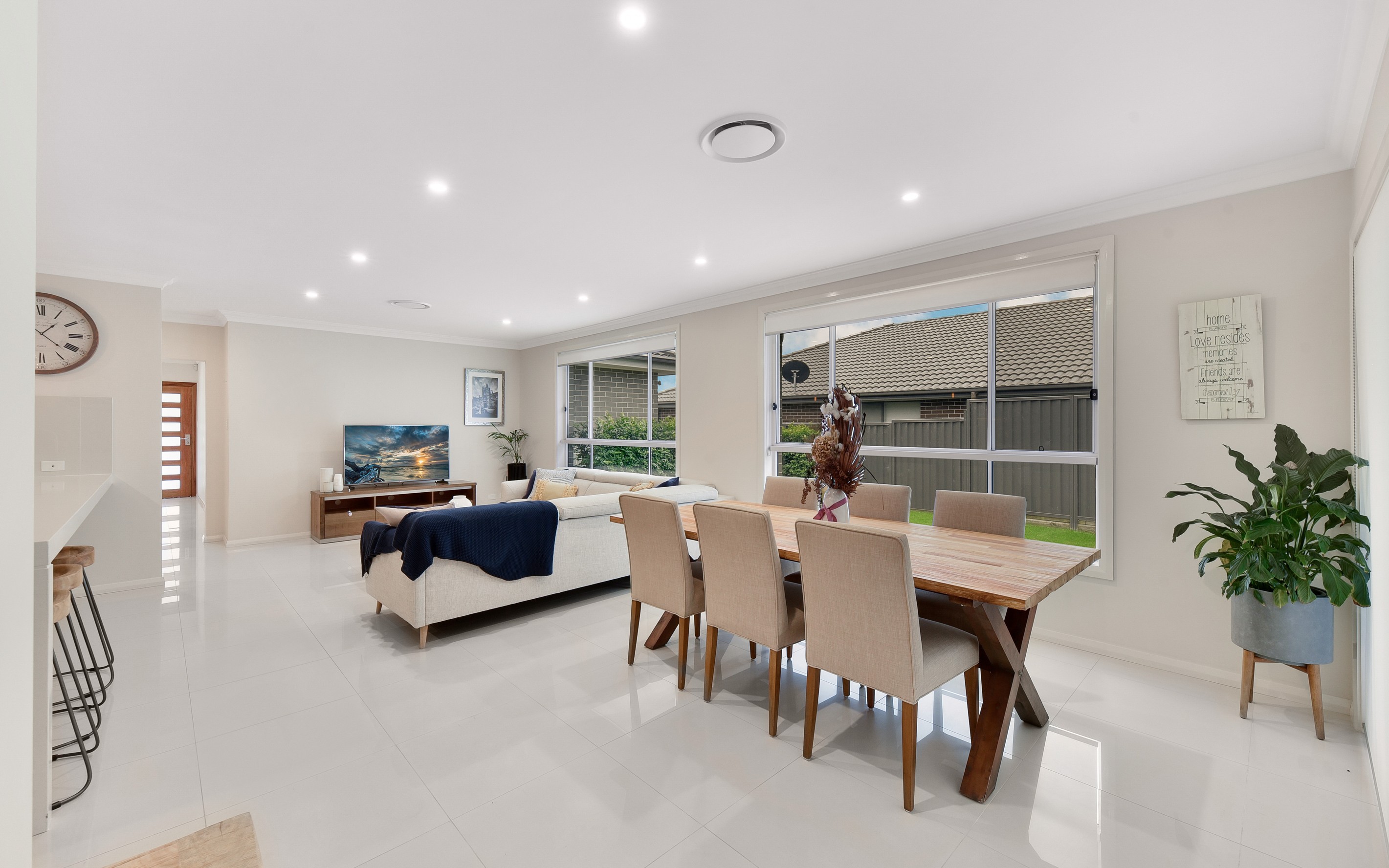 8 Galileo Street, Gregory Hills, NSW 2557