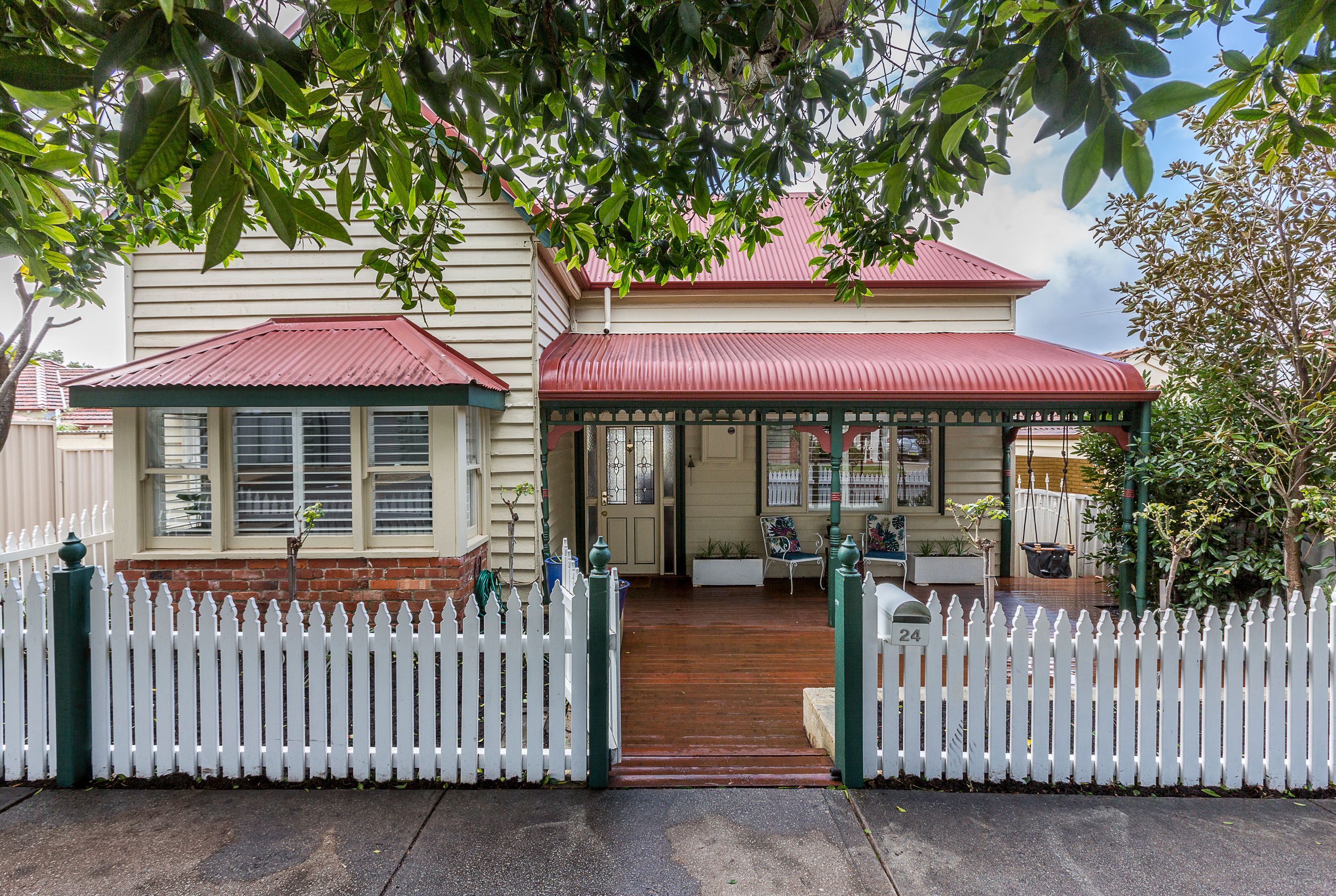 24 Daphne Street, North Perth WA 6006