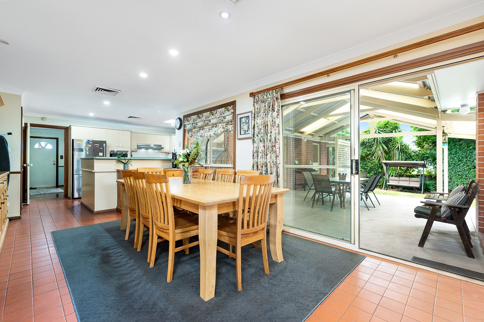 4 Beaumaris Avenue, Castle Hill, NSW 2154