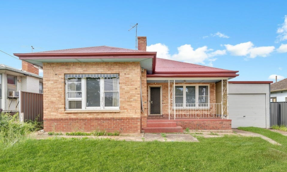 452 Grand Junction Road, Clearview SA 5085