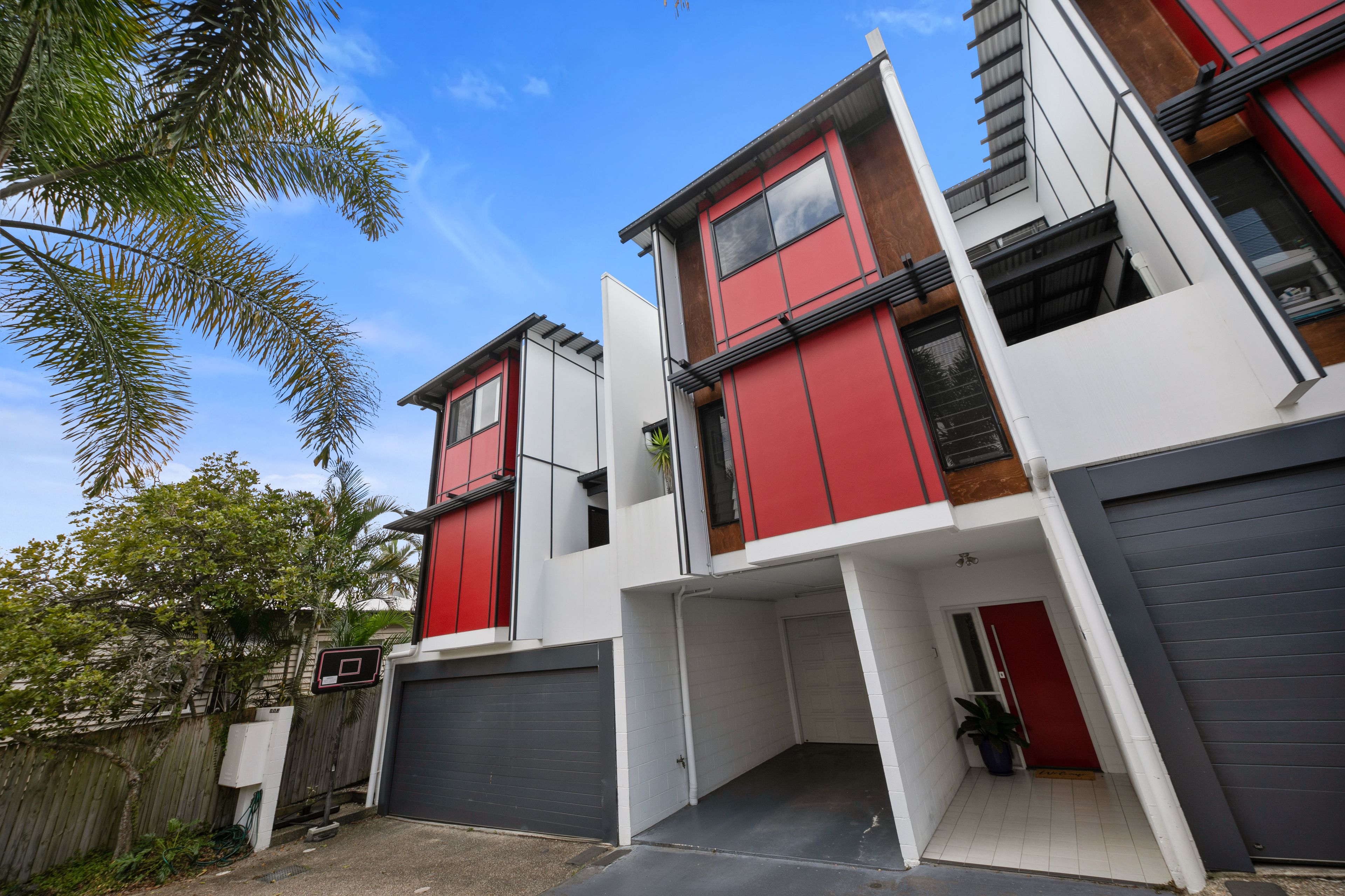 25 Waverley Street, Annerley QLD 4103