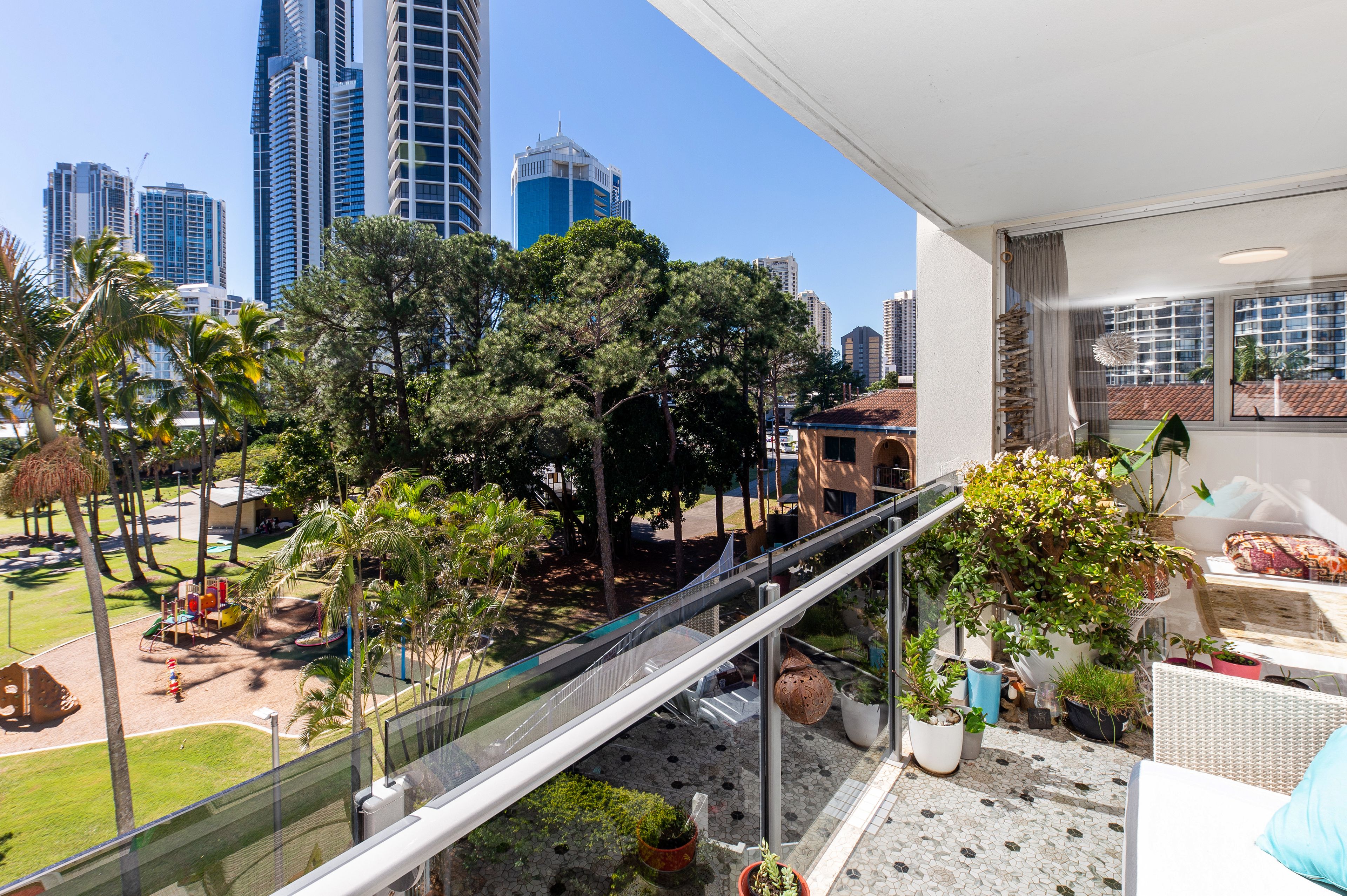 33/40 Watson Esplanade, Surfers Paradise, QLD 4217