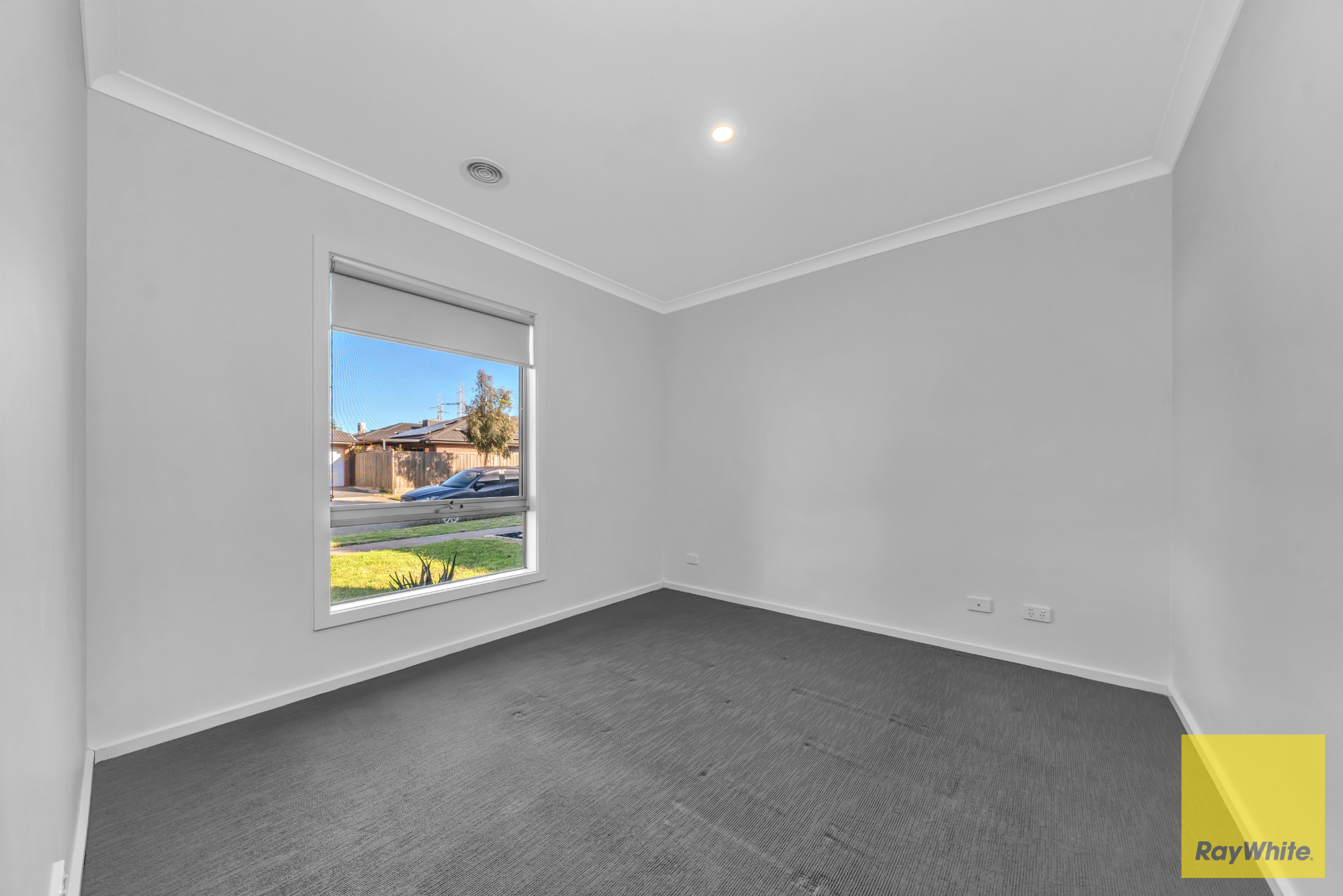 18 Myrtleleaf Street — photo 9 of 16