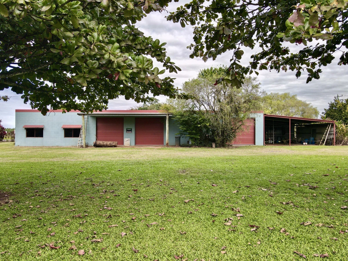 306 South Johnstone Road, Boogan, QLD 4871