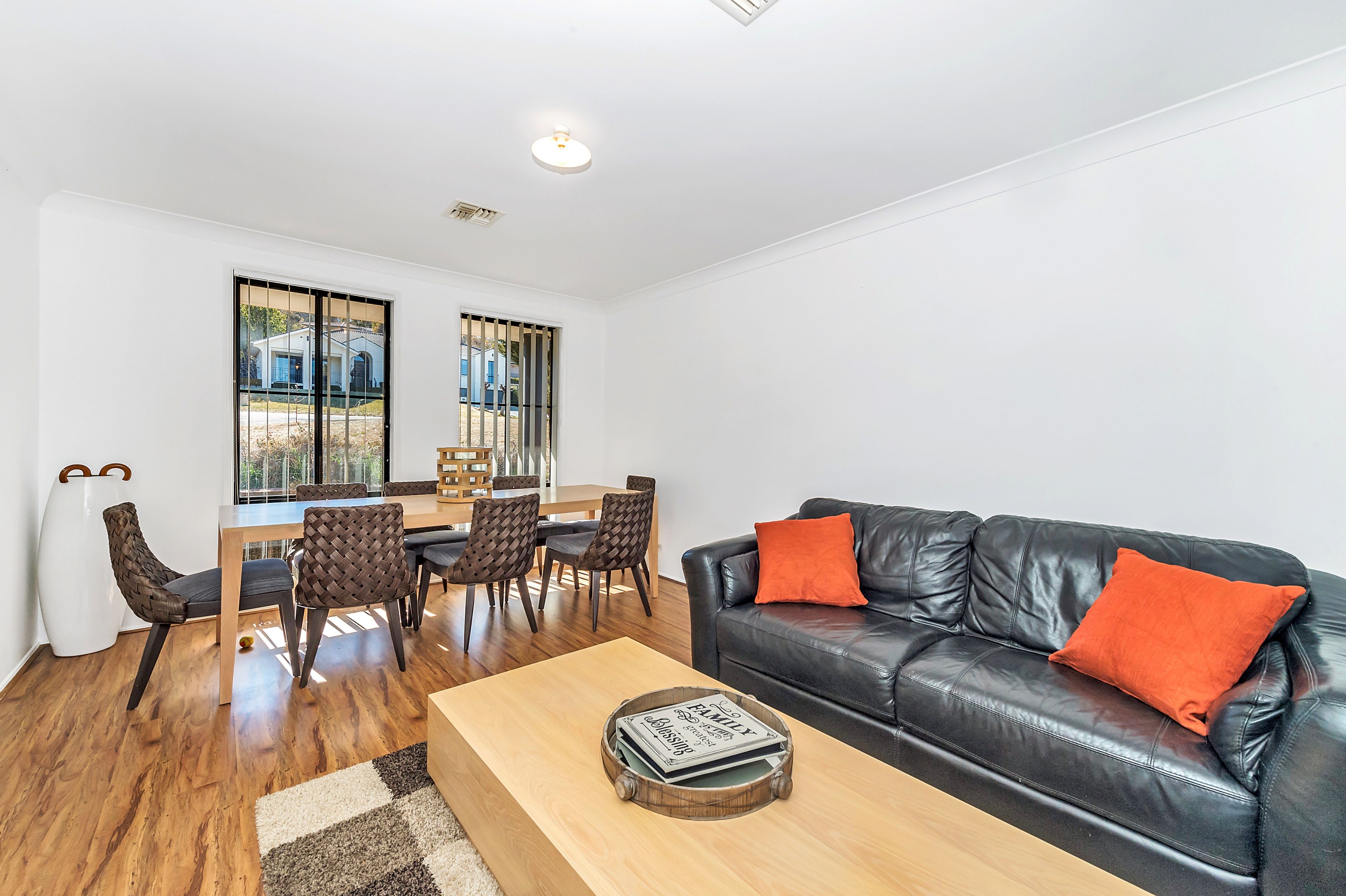 12 Terrara Close, Jerrabomberra, NSW 2619