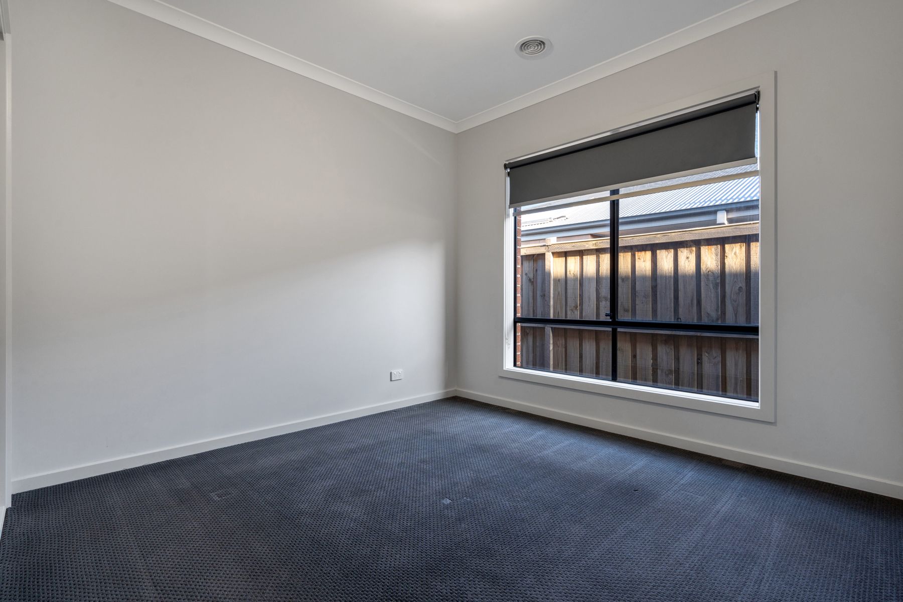 6 Feodora Street — photo 12 of 20