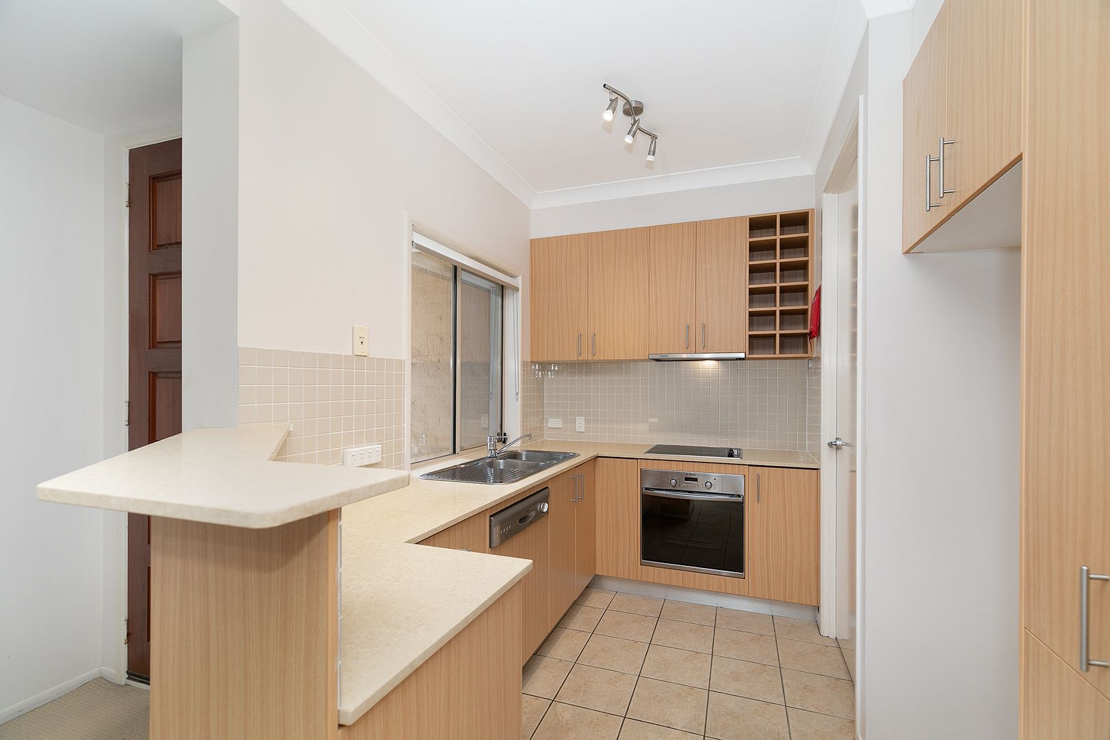 2/37 Hood Street, Sherwood, QLD 4075