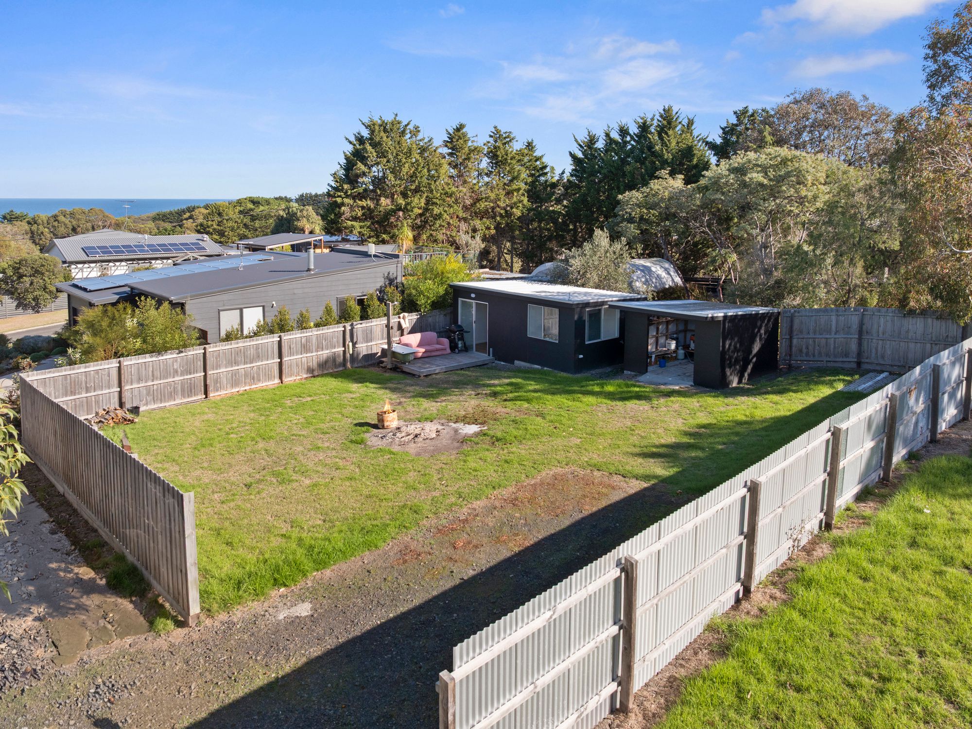 3 Blackburn Road
