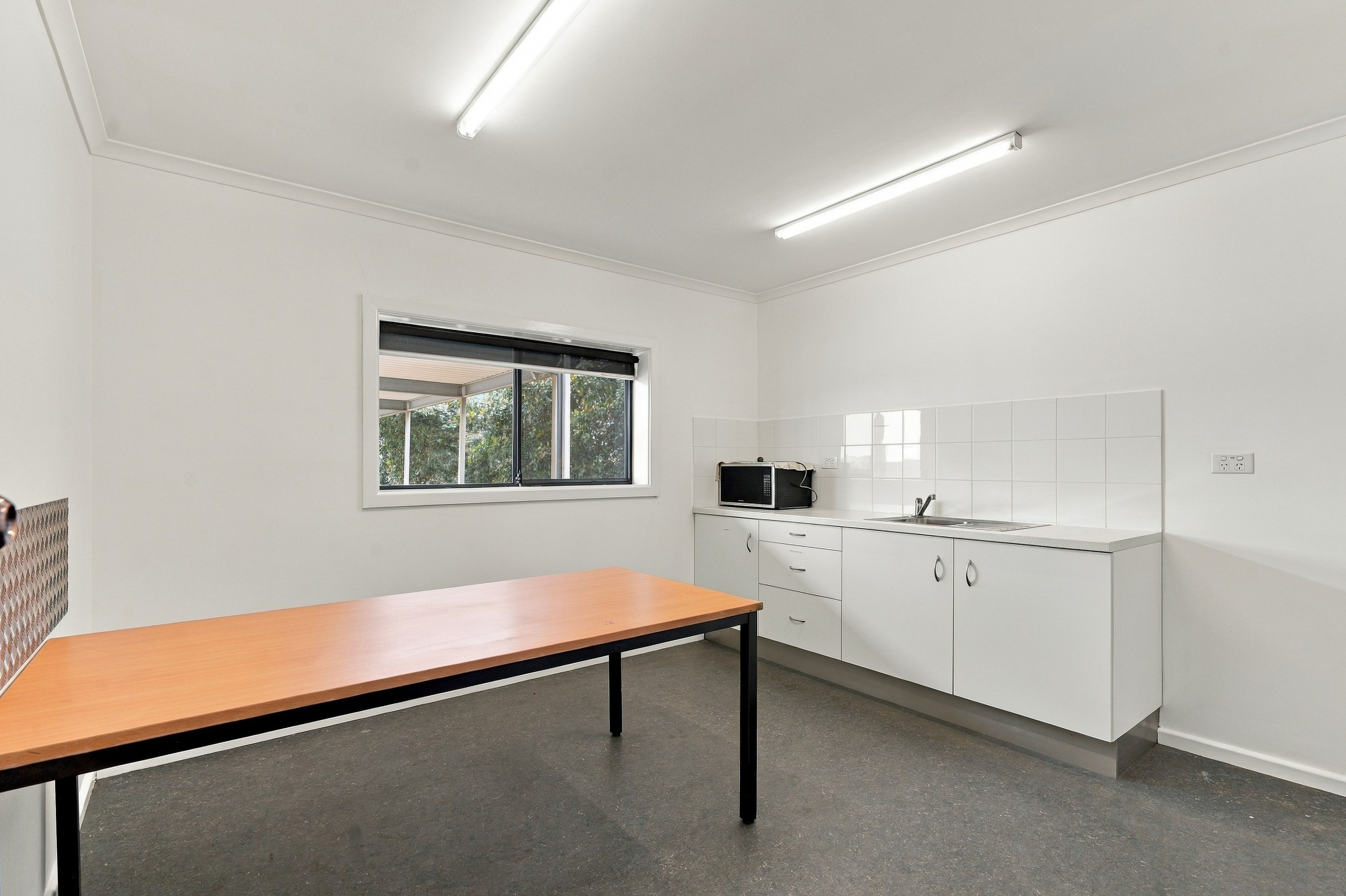 28 Leitch Road — photo 11 of 24