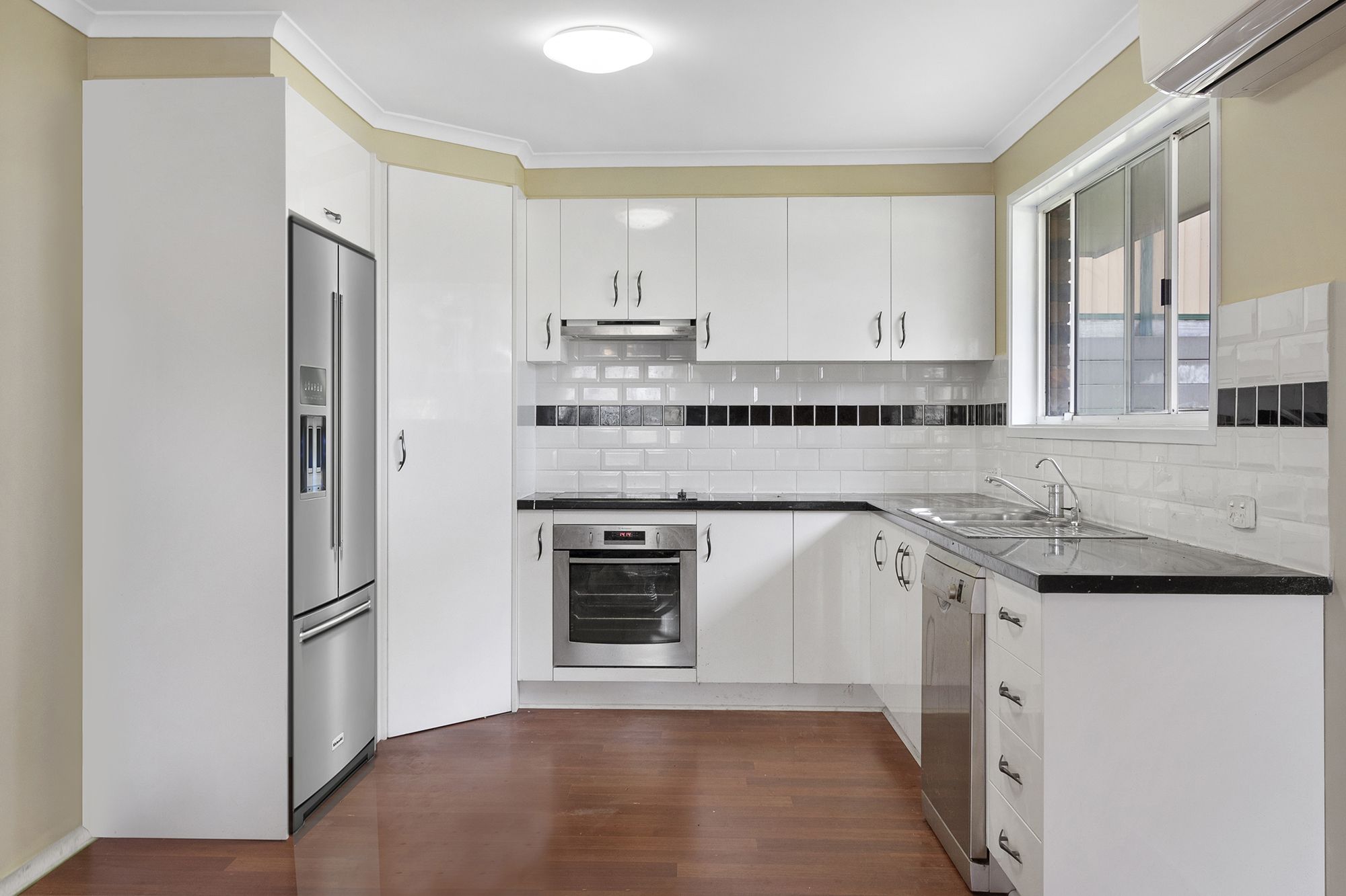 9 Cabernet Court, Kingston, QLD 4114