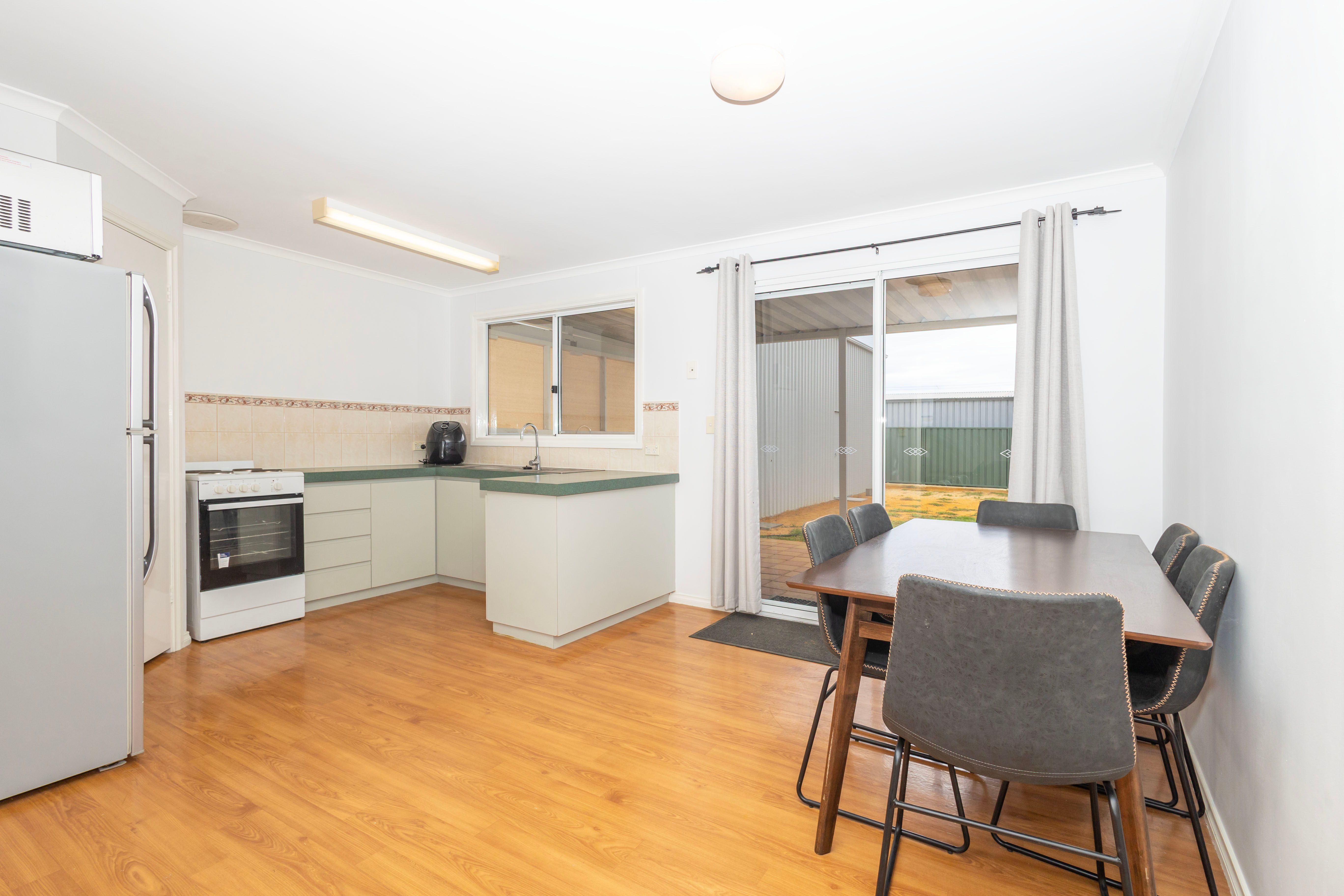 23 Agonis Street, Leeman, WA 6514