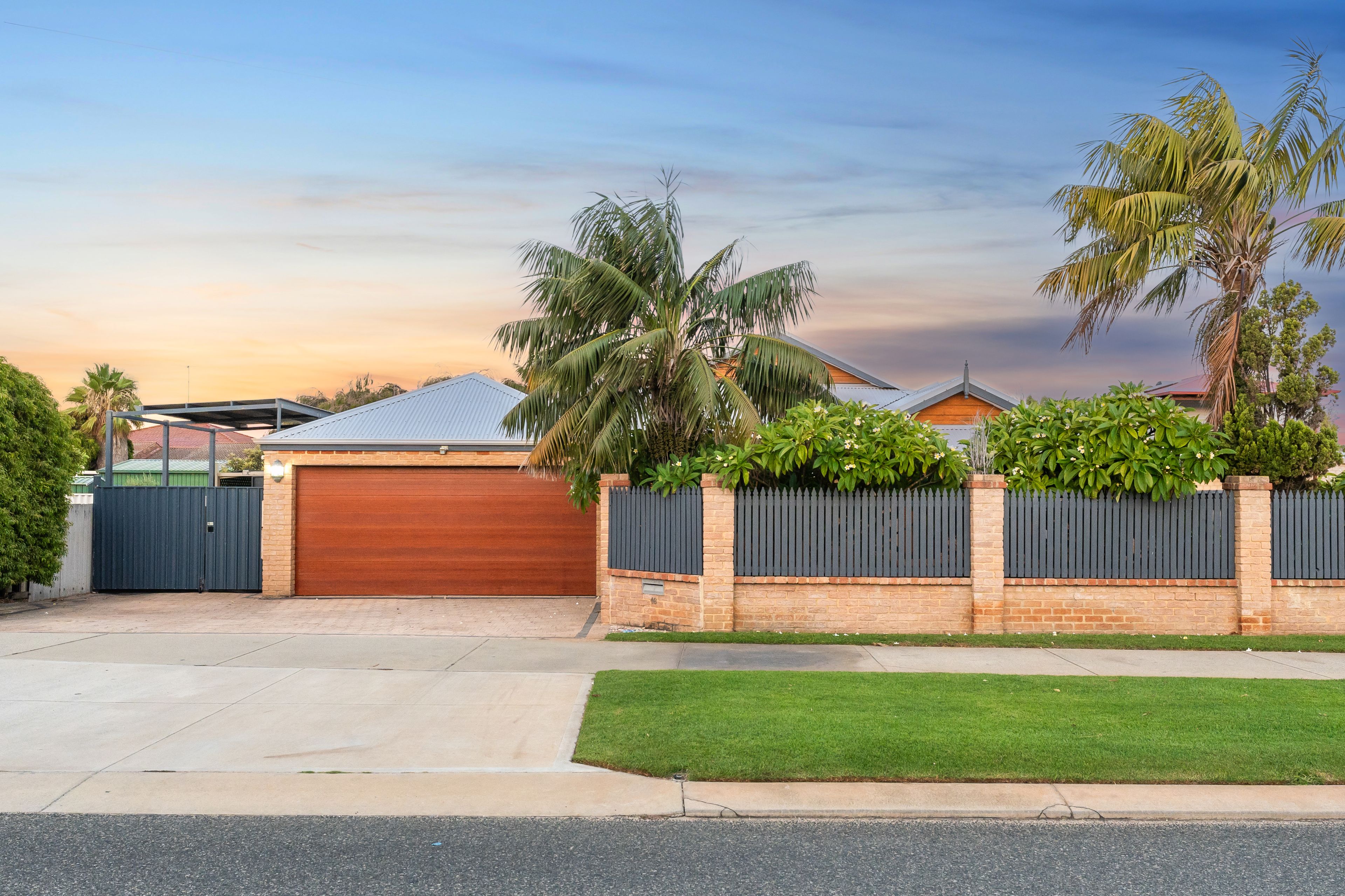 46 Yanrey Street, Golden Bay WA 6174