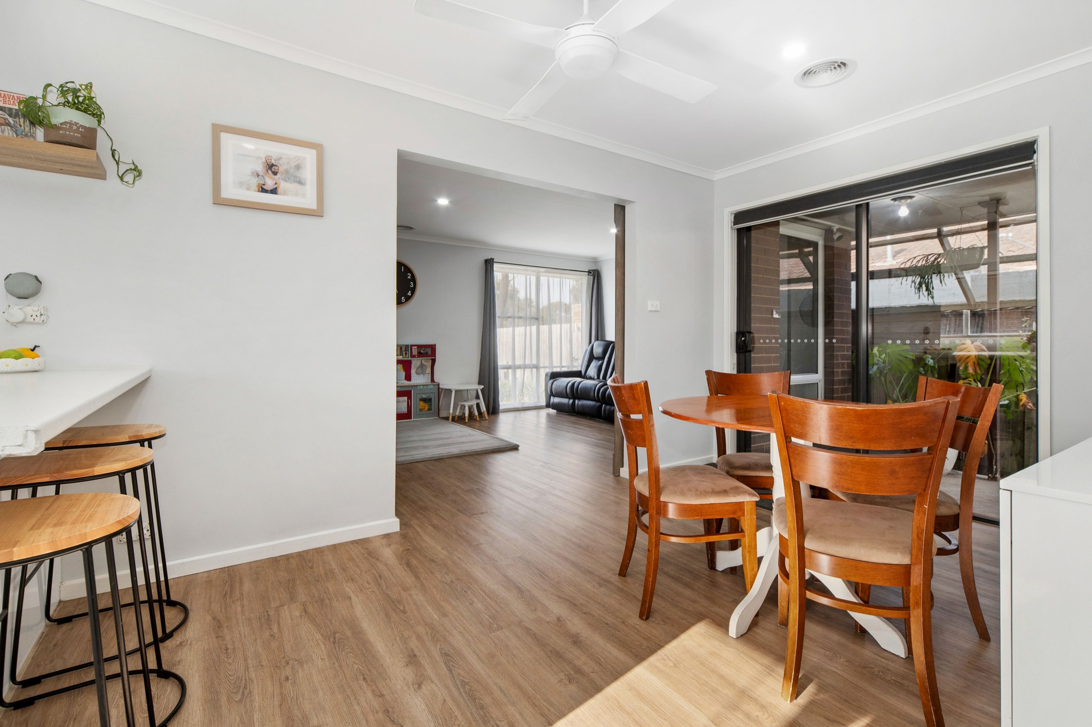 60 Bungower Road — photo 8 of 24